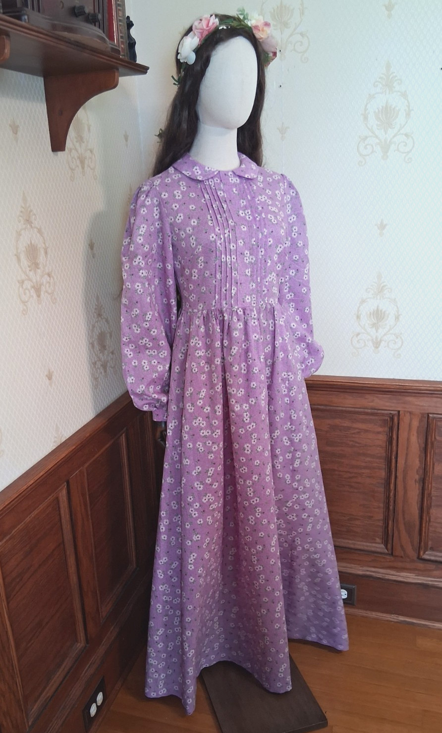 Vintage 1960s/70s Handmade Lavender Floral Cottagecore Prairie Maxi Dress