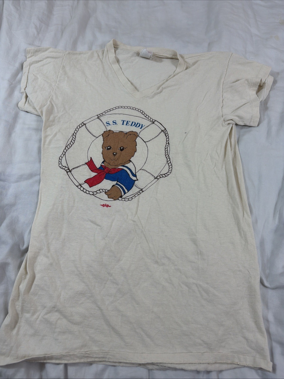 Vintage Single Stitch S.S. Teddy Sleep Tee White Vneck Cotton One Size Cover Up