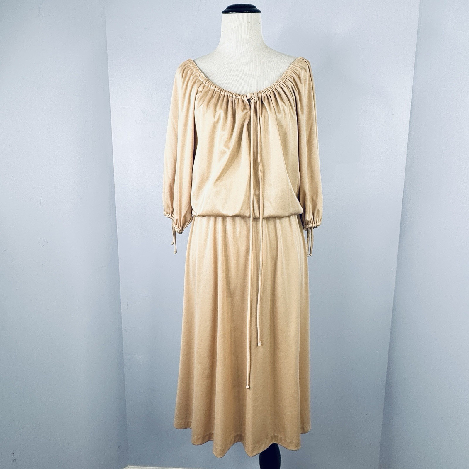 Vintage 70’s Old Hollywood Silky Dress sz 11 Beige 3/4 Sleeves Elastic Waist
