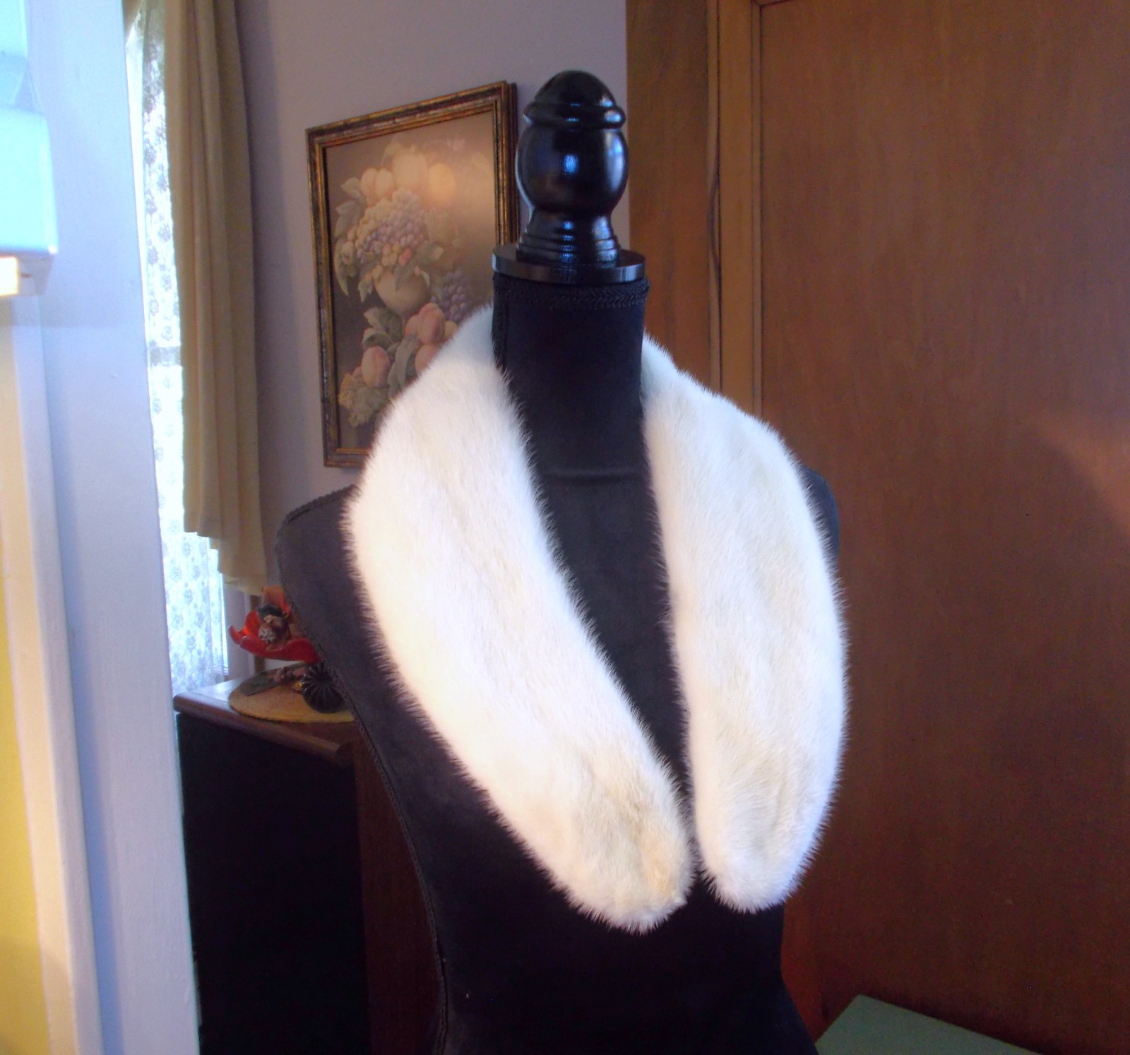 Vintage Off White Ivory Mink Fur Collar Scarf Neck Warmer 33″ Beautiful