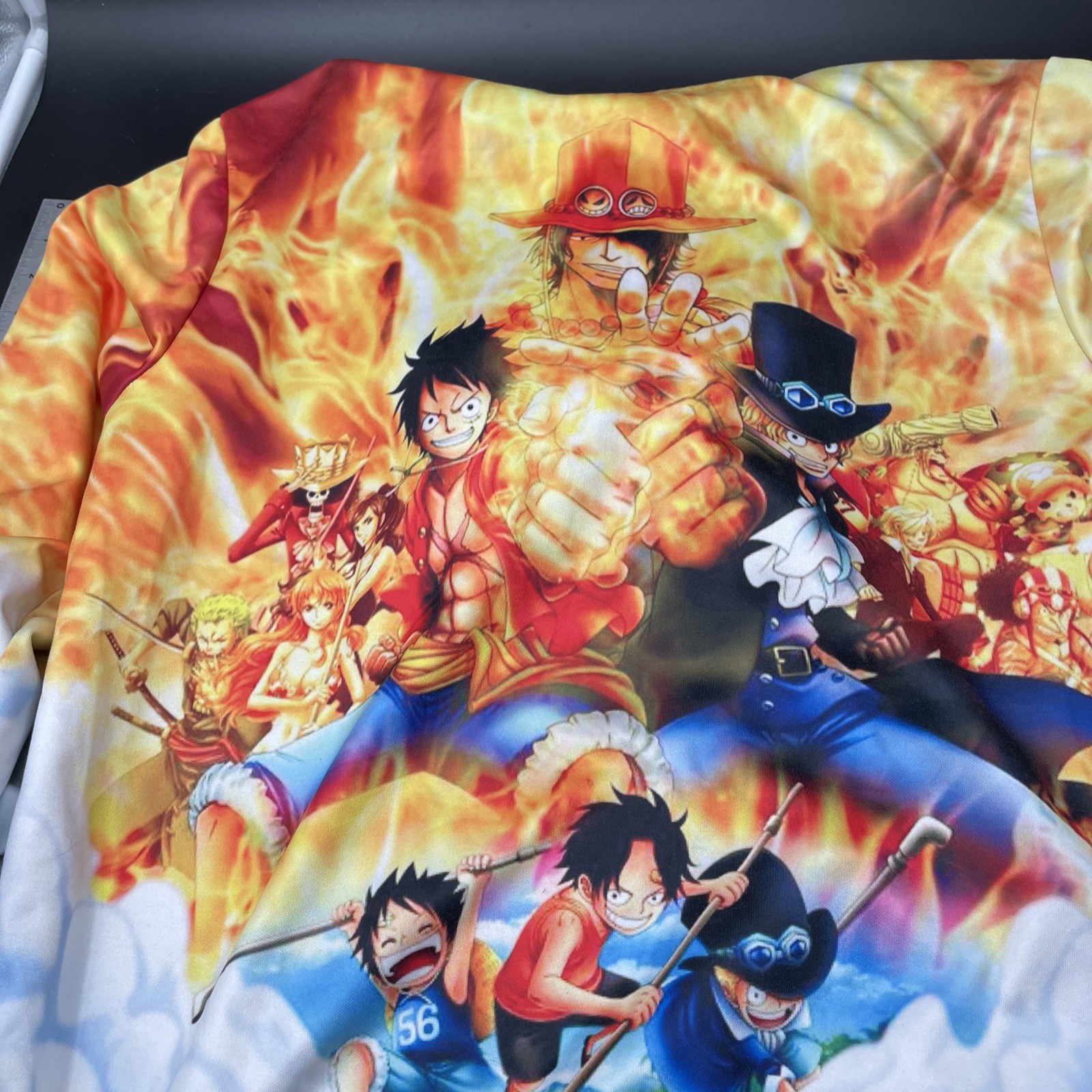 One Piece Anime Shonen Jump All Over Print Sweatshirt Size L Polyester