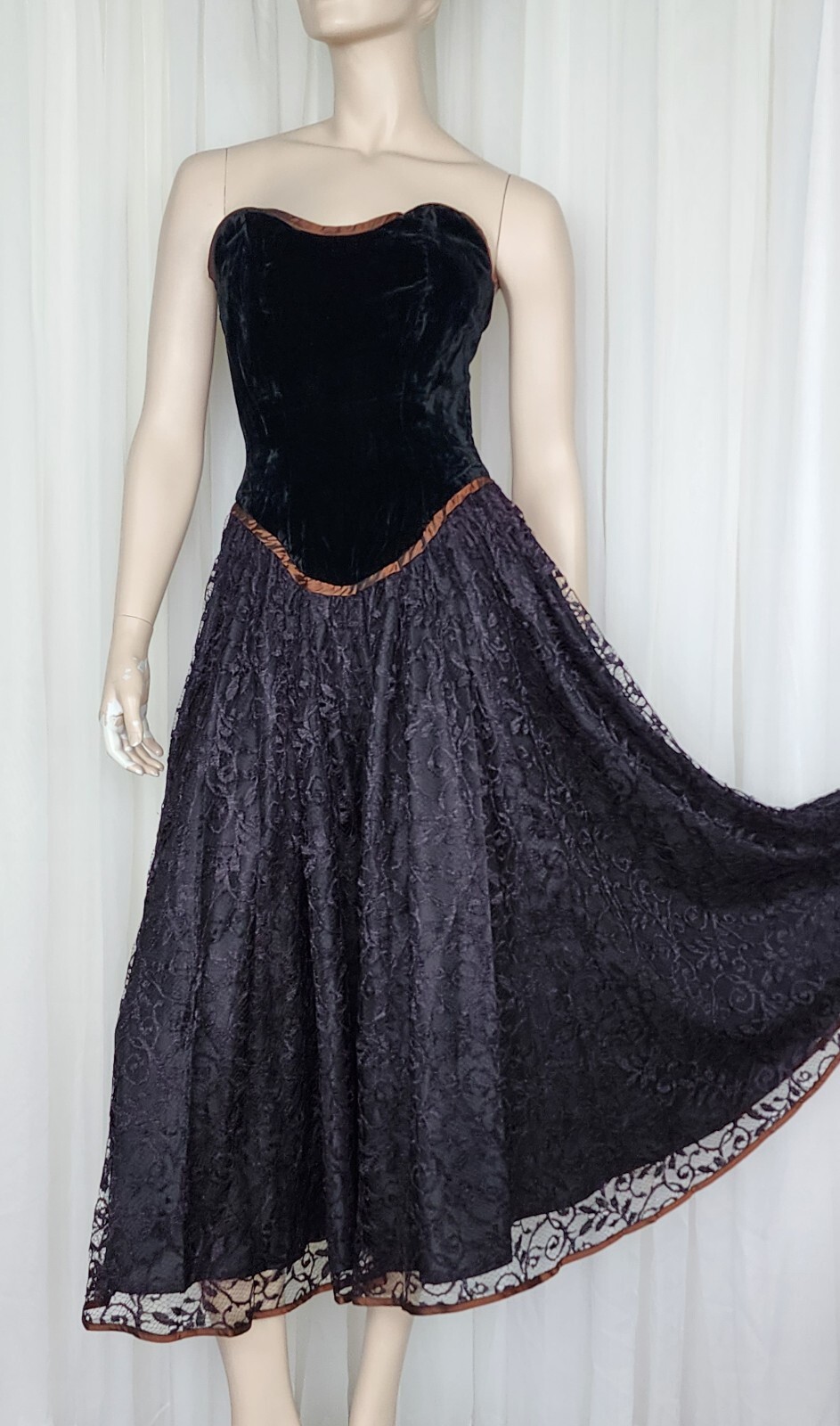Vintage 80s Edie Johne black velvet strapless lace prom party goth vamp dress XS