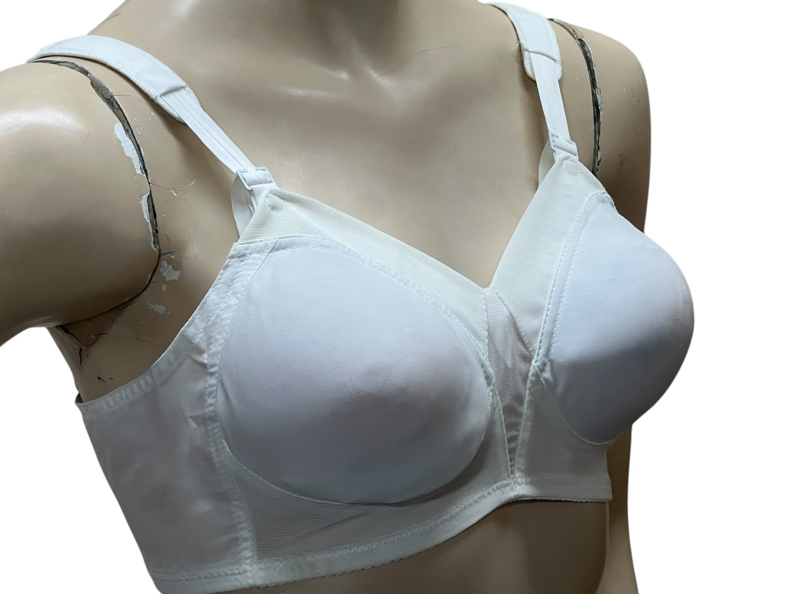 44C VTG 70s NOS Exquisite Form BRA FUL-LY Seamless Cup P520 Fully Figured 44 C
