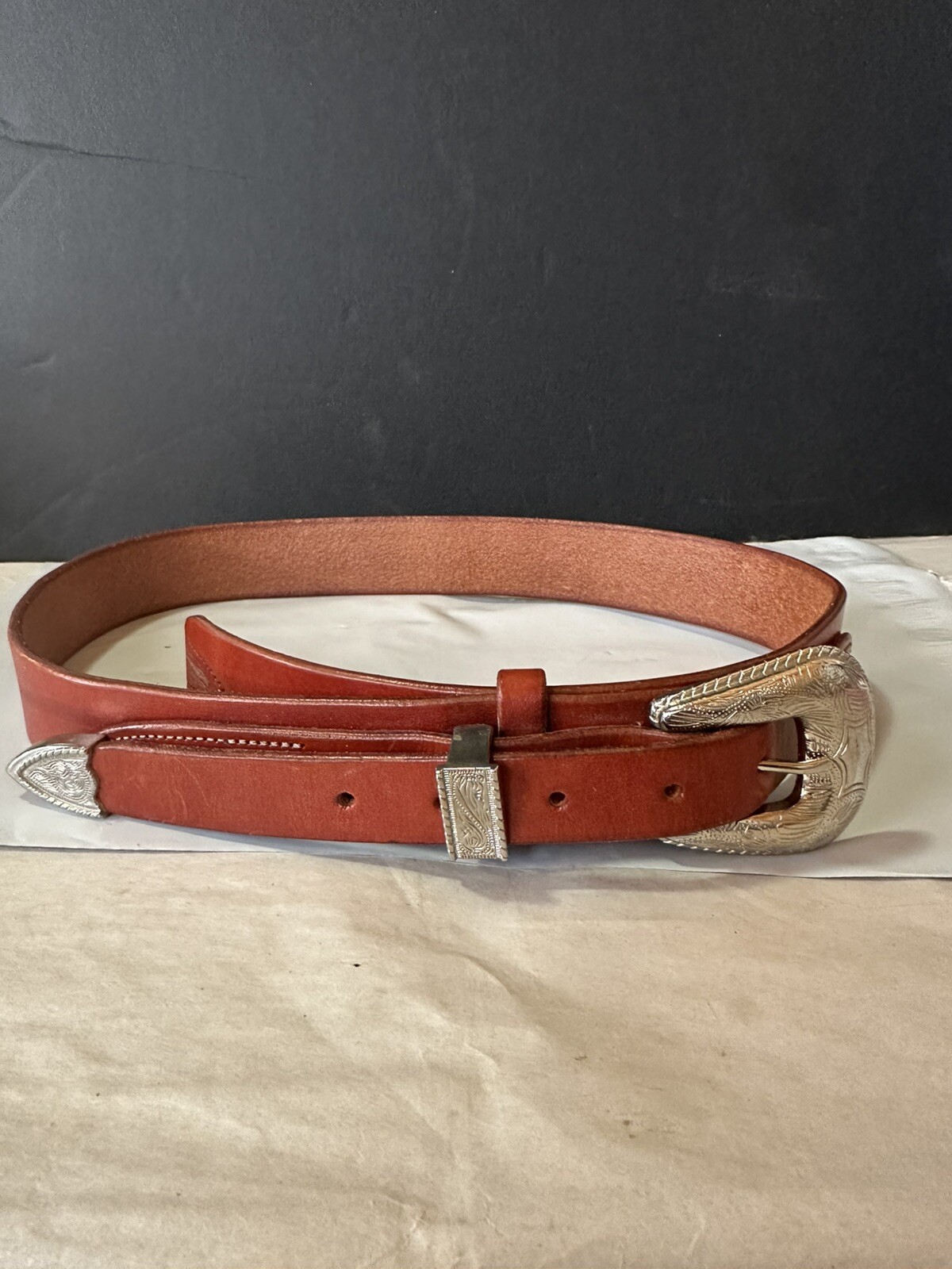 Vintage Unisex Southwest Leather Belt Ornate 34.5 In Cowboy Silver Buckles Tuck