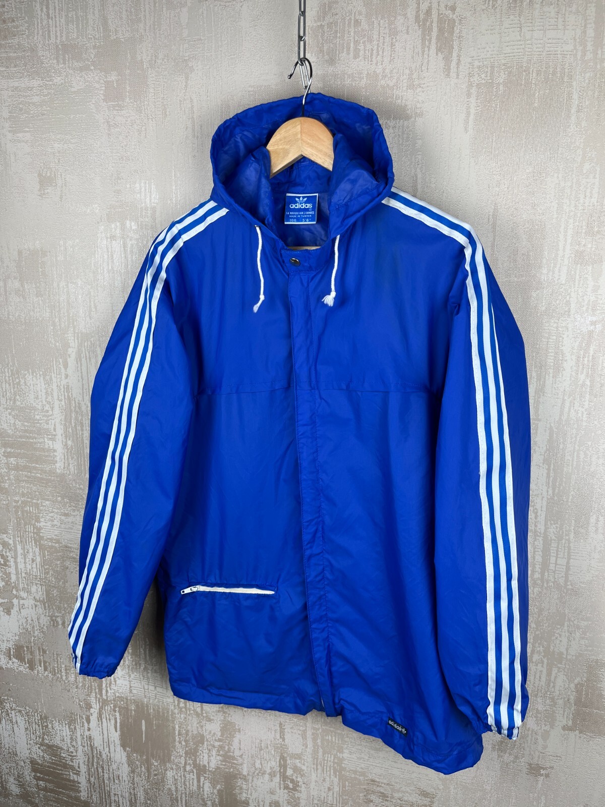 70’s 80’s Adidas Vintage Nylon Windbreaker Hooded Jacket Size S (168 5′ 6″) Blue