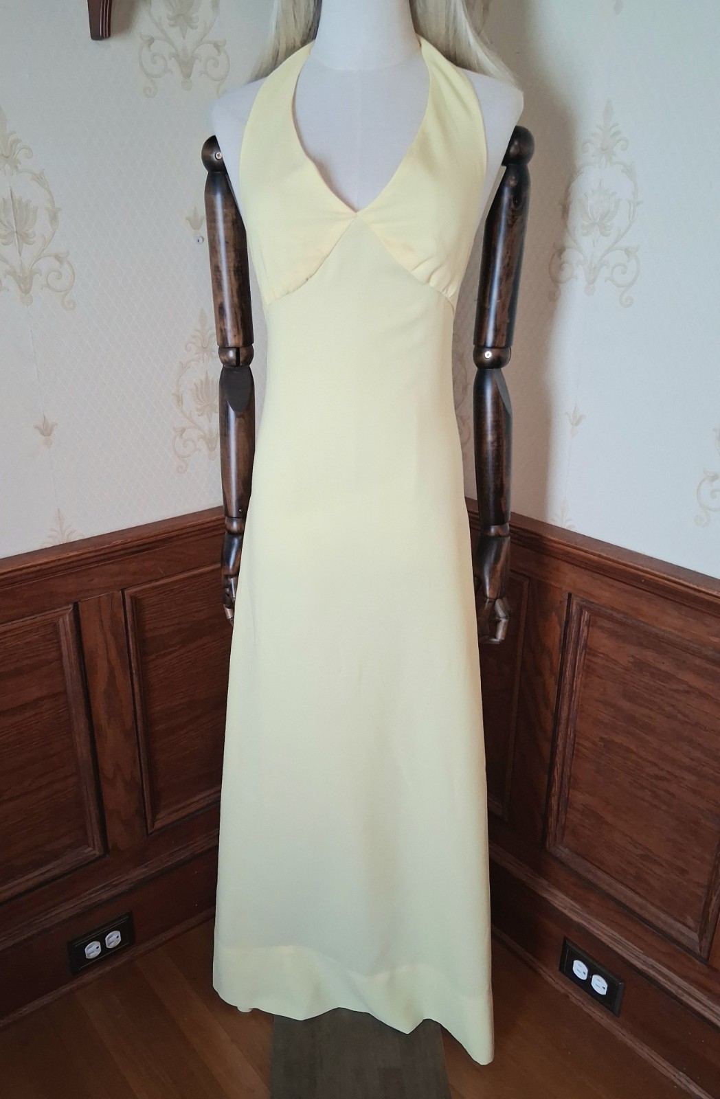 Vintage 1960s/70s Yellow Handmade Halter Grecian Goddess Boho Hippie Maxi Dress