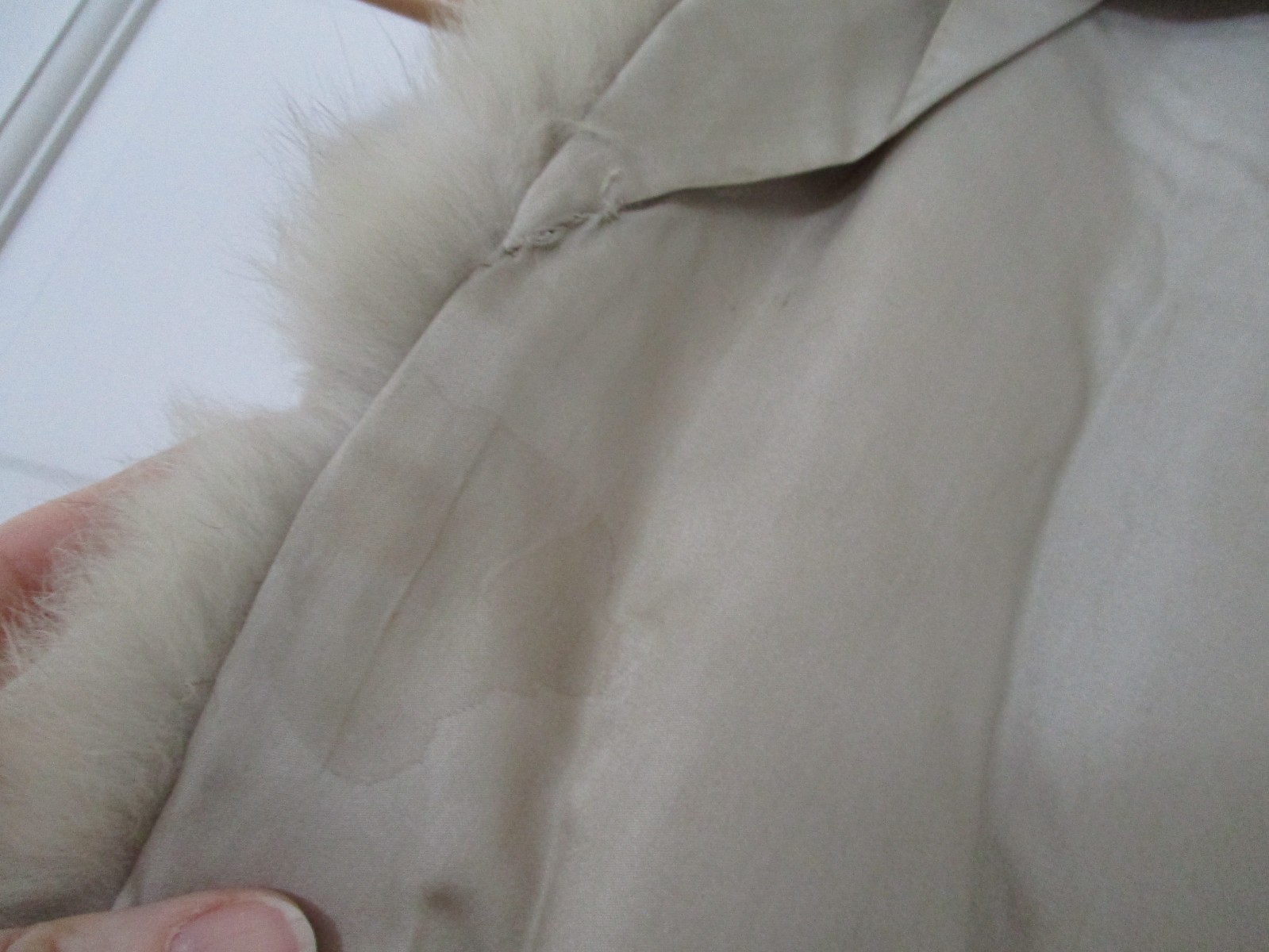 Vintage Handmade Natural Ivory Fox Fur Stole Shrug Wrap Bridal 41” 2 Pelts