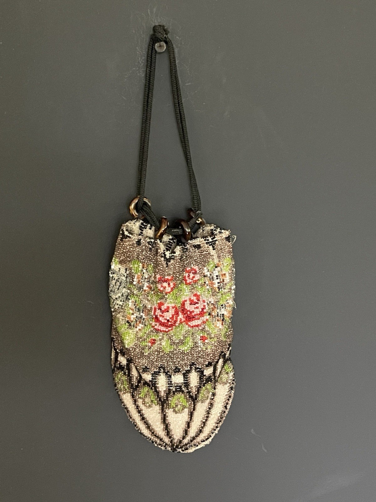 ANTIQUE VICTORIAN MICRO BEADED DRAWSTRING PURSE BAG FLORAL ROSE PATTERN