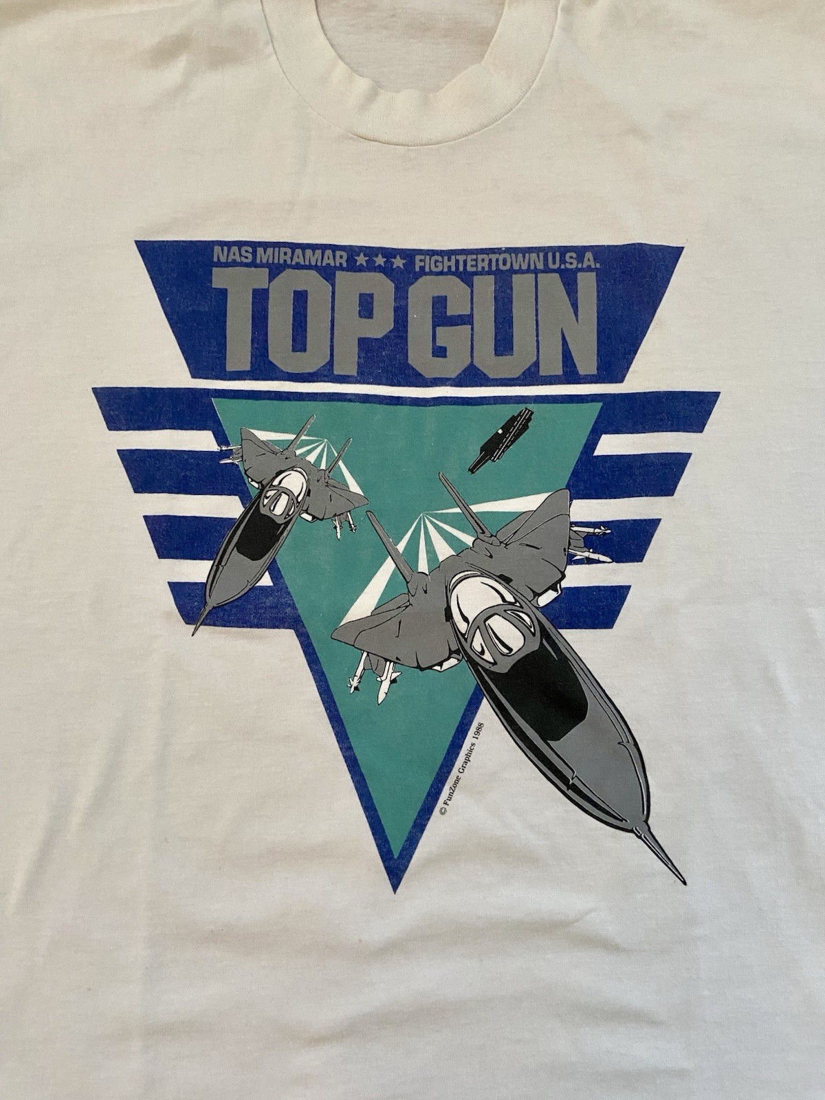 Vintage 1980s Top Gun T-Shirt NAS Miramar Fightertown USA Navy Movie Naval 90s