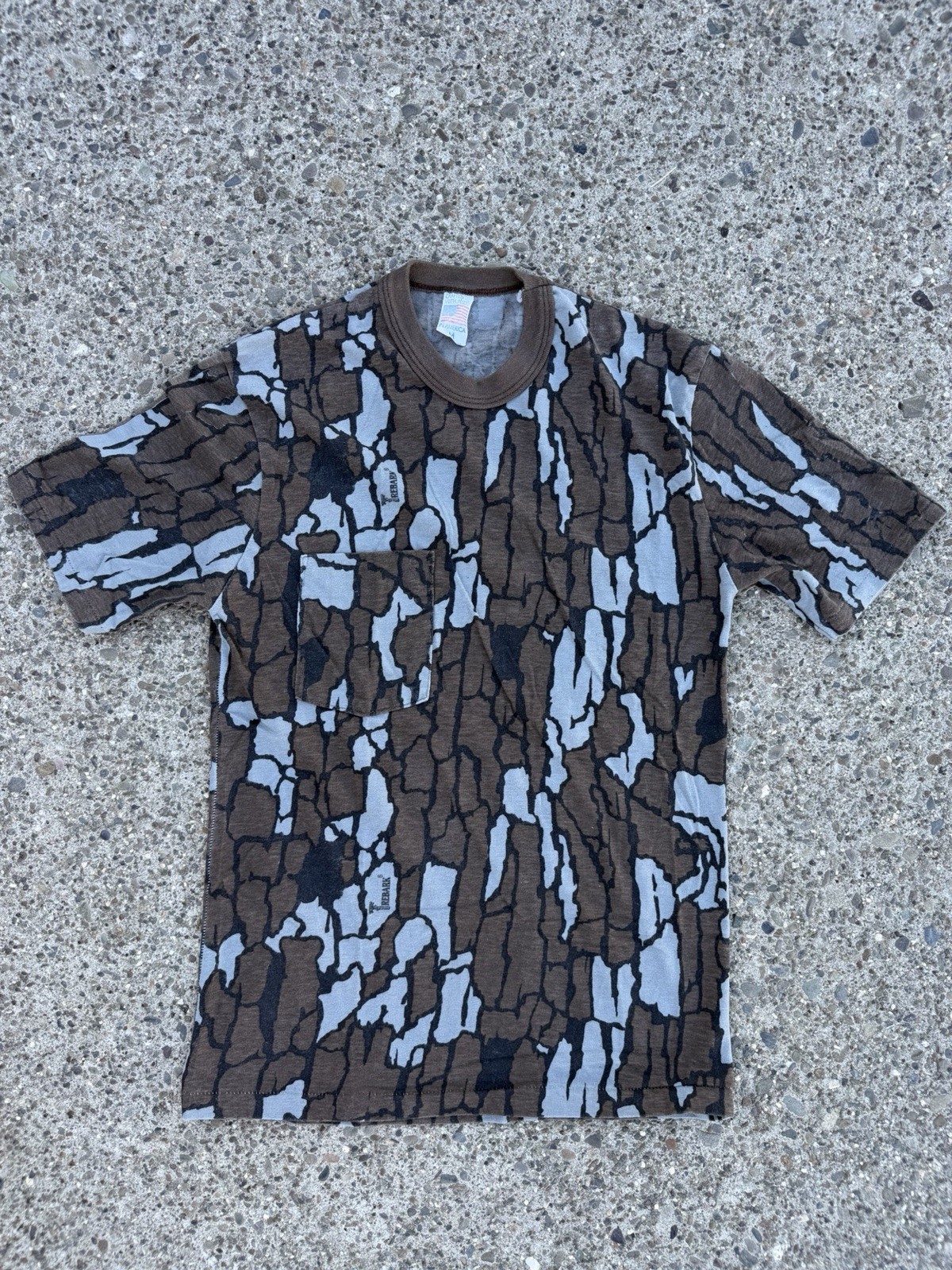 Vintage 70s-80s Trebark Camo Hunting Pocket Tee Made USA Medium