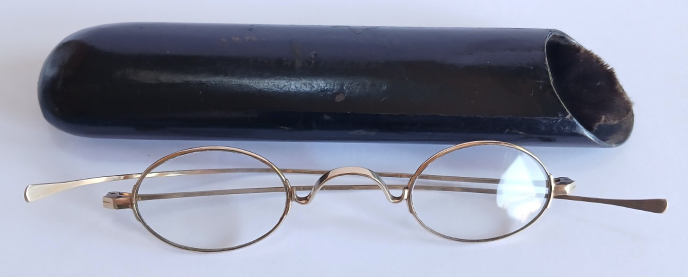 ANTIQUE 14K SOLID GOLD EYEGLASSES IN ORIGINAL CASE