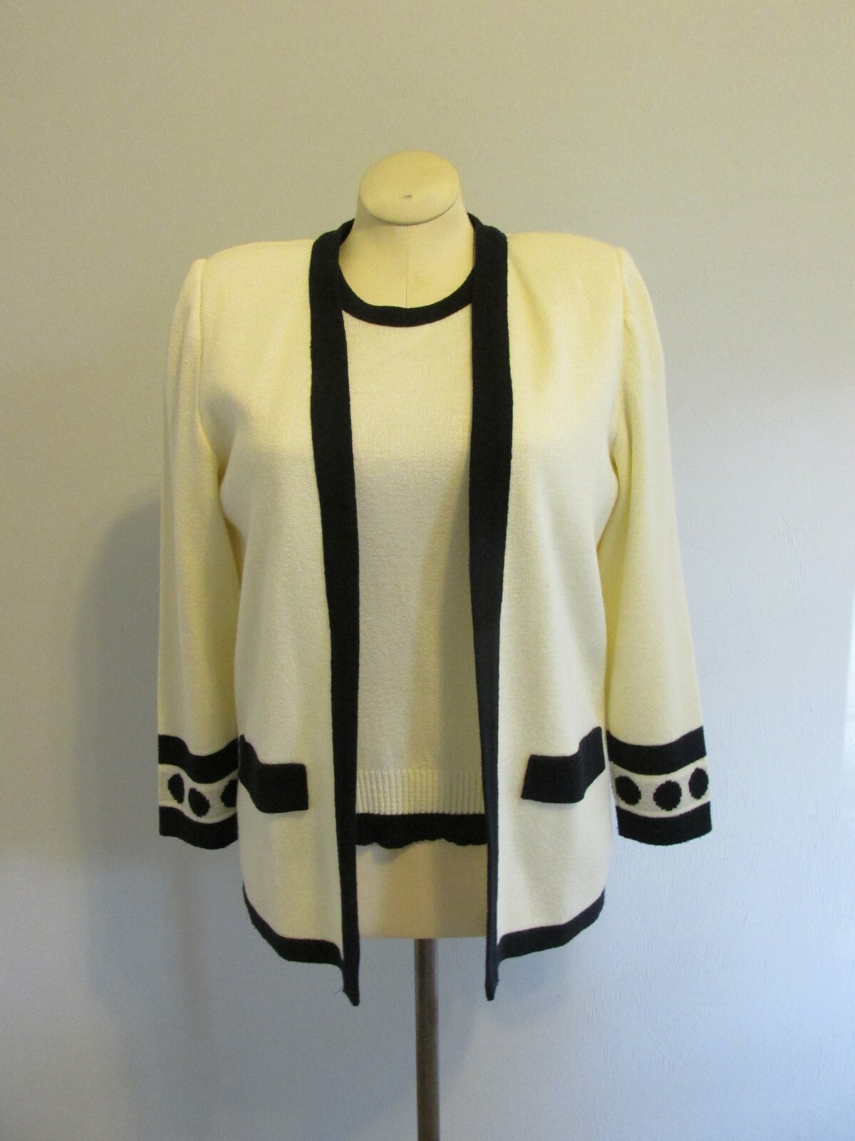 MITA Vintage Knit Twin Set Cream Black sz 12 Open Cardigan Sleeveless Shell EUC