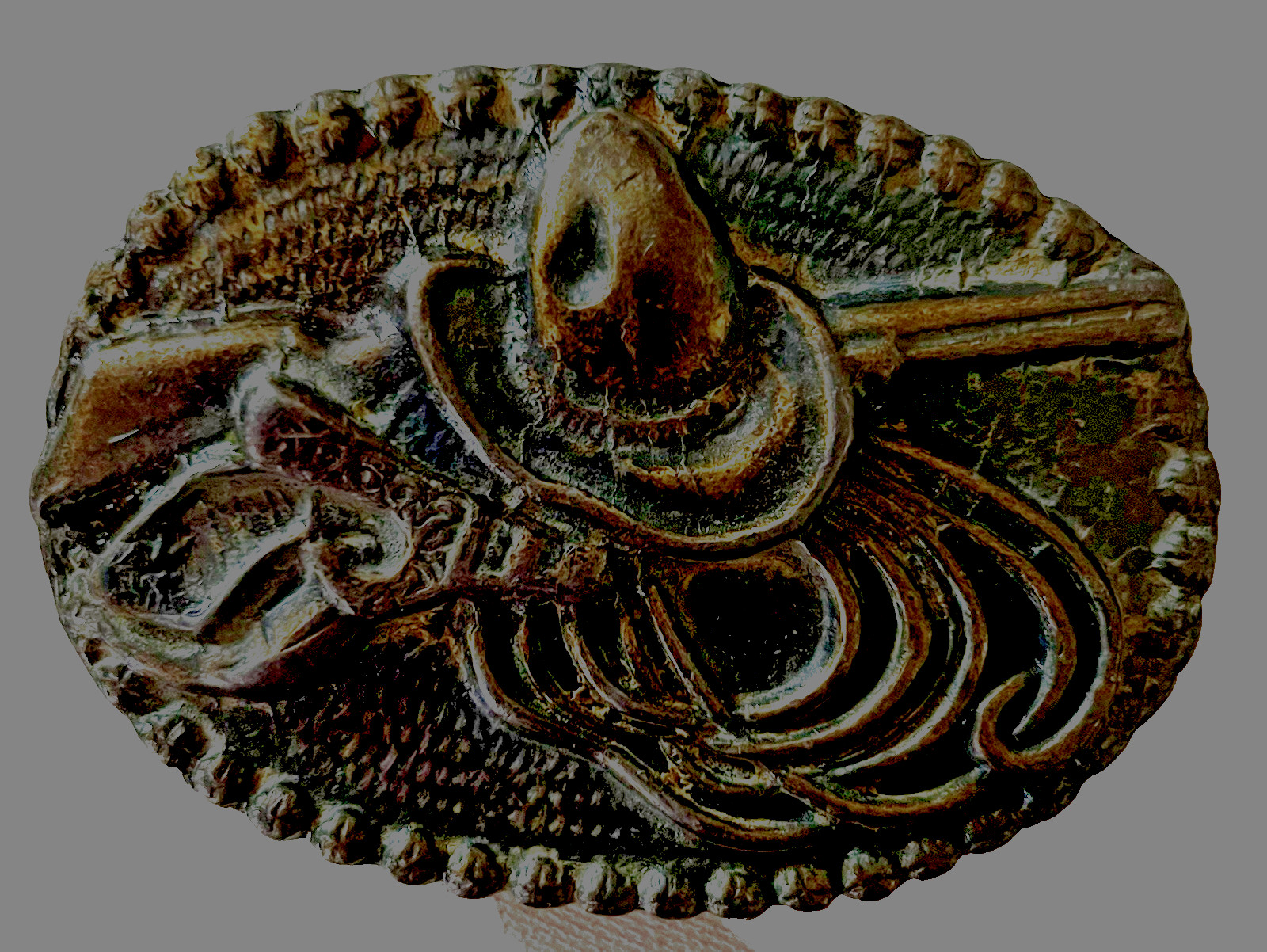 Western/Country Cowboy Metal Belt Buckle Patina Hat Rope Gun Raised Design Vtg