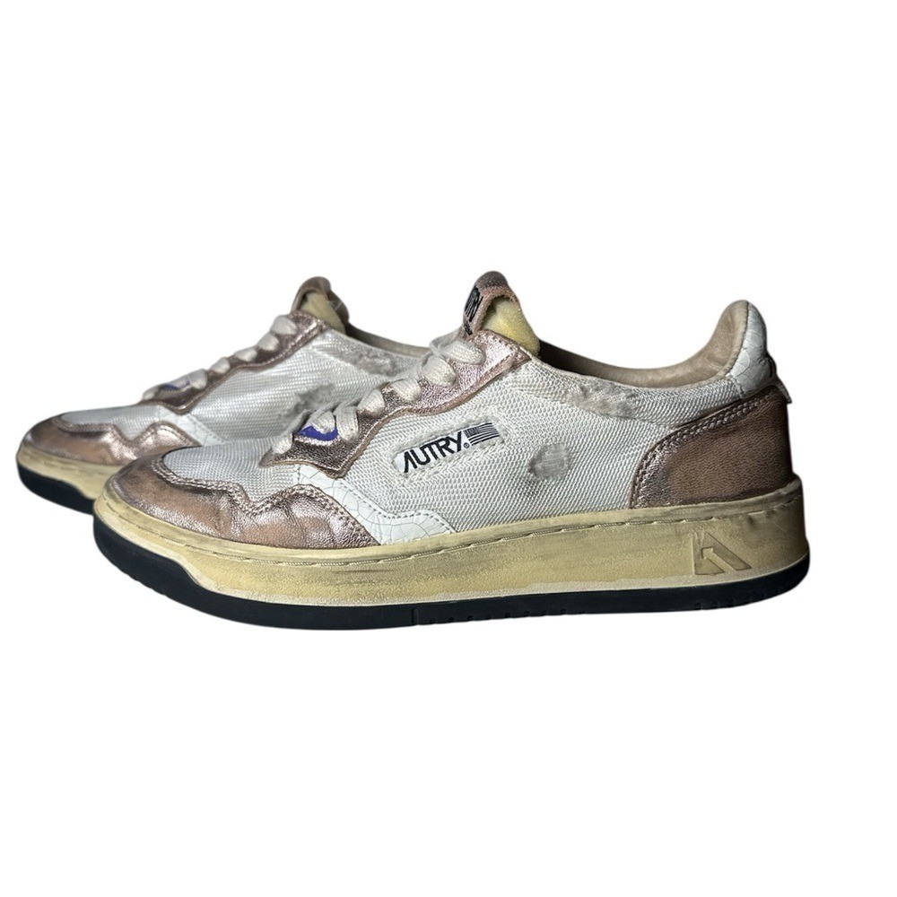 Autry Super Vintage Medalist White + Metallic Women’s Retro Tennis Shoes size 40