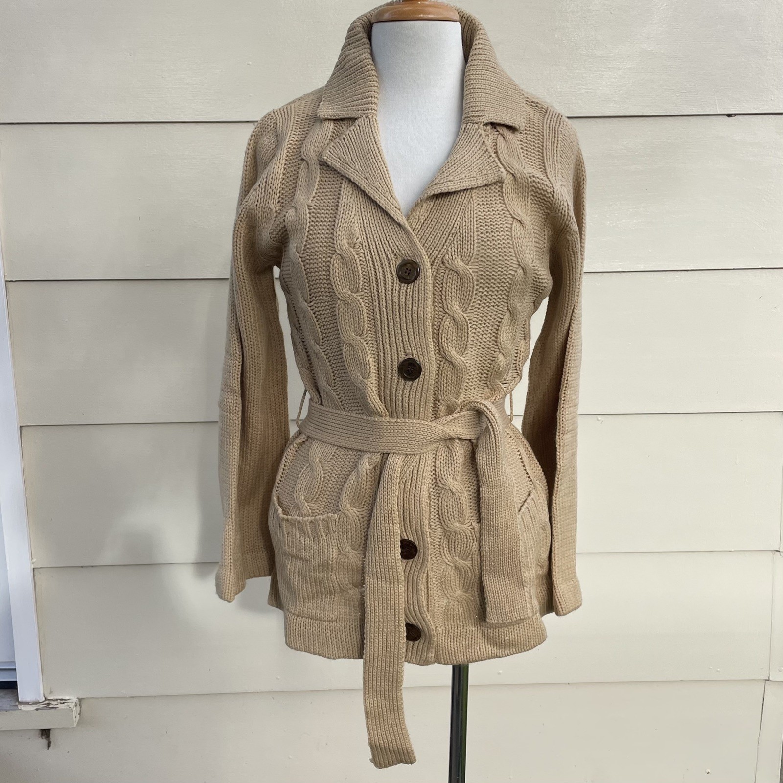 Vintage 70s Unworn Size L Chunky Knit Cardigan jacket Beige Belt Pockets Granny