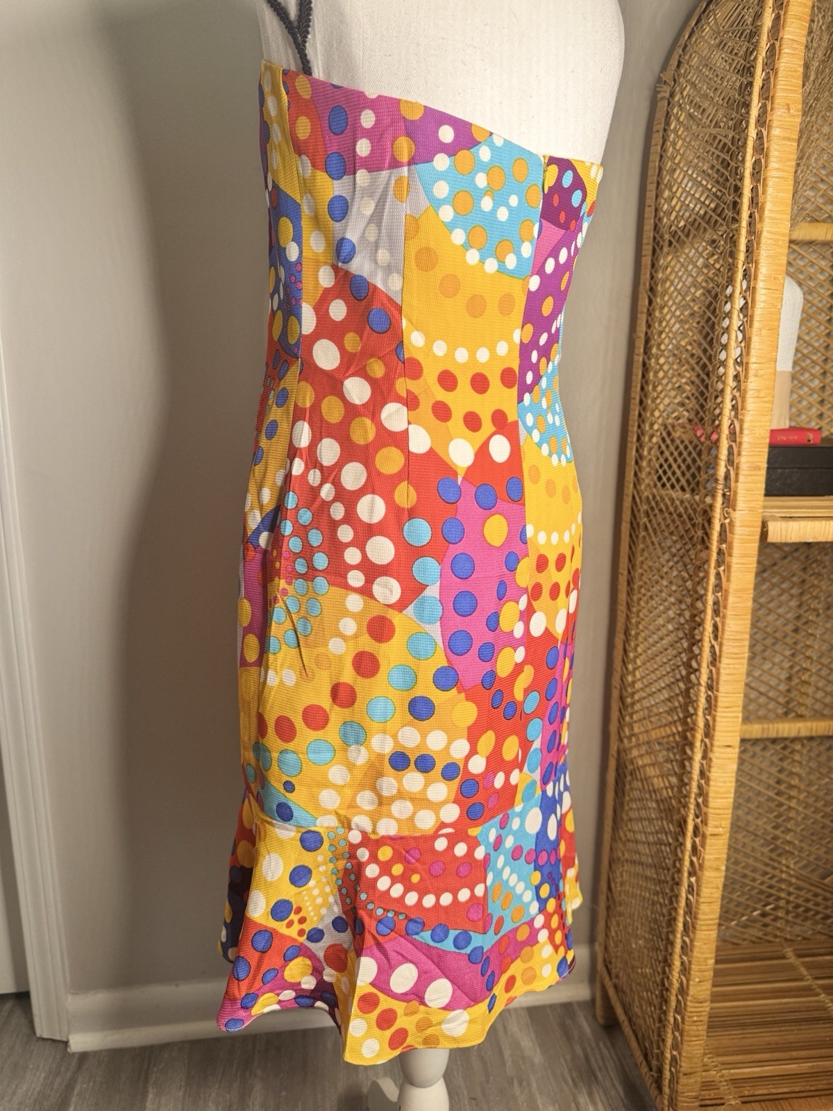 100% Silk Vintage, Colorful Sleeveless David Meister Dress With Ruffled Hem