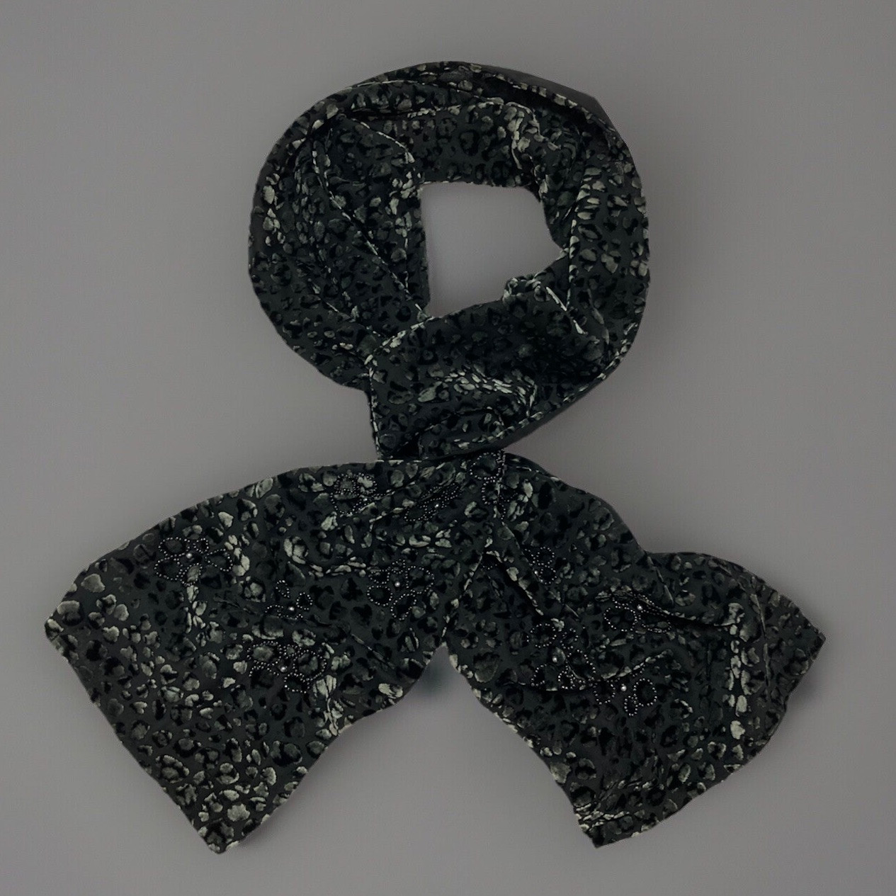 Black Velvet Lined Scarf Vintage 90s Textured Beaded Flowers 7.5×54” EUC