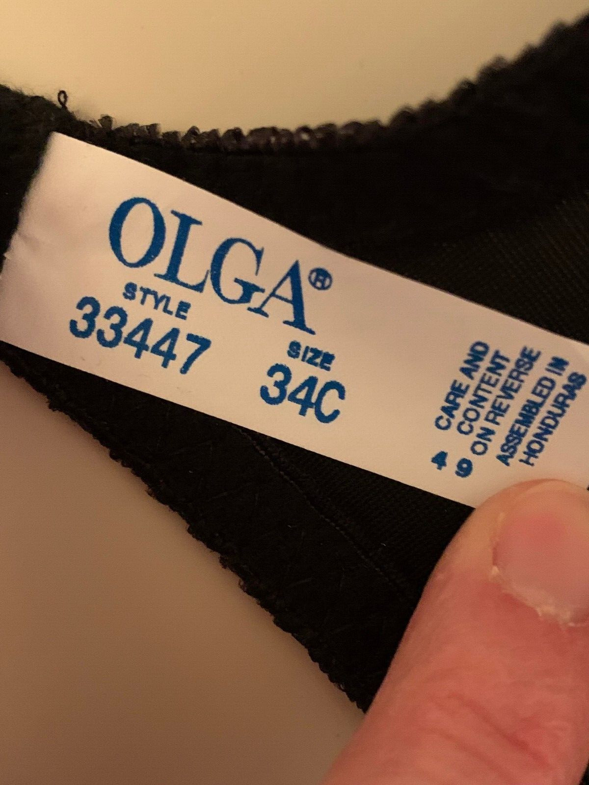 VINTAGE OLGA ~ BLACK LACE LIGHTLY PADDED PLUNGE UNDERWIRE BRA ~ SIZE 34C