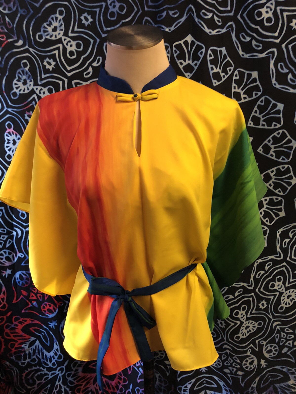 Kai Nani Vintage 70s Hawaiian Rainbow Flutter Butterfly shirt ROYGBIV OS Large