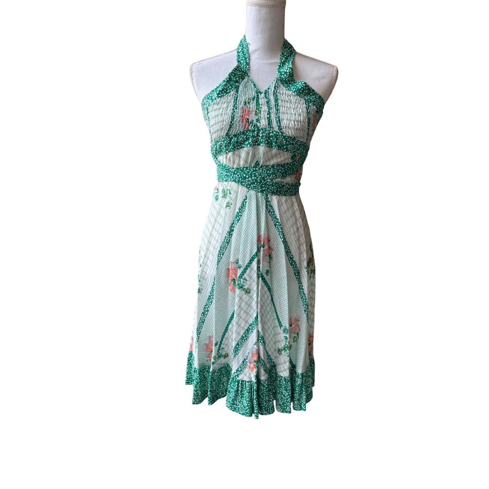 Vintage 70s Green Floral Halter Dress Cutout Smocked Bust Cottagecore S