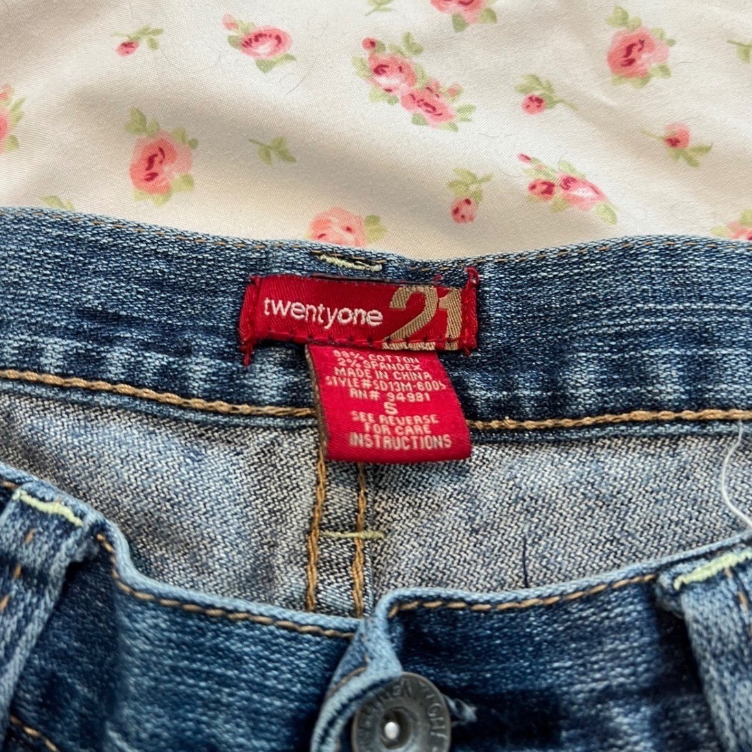 vintage forever 21 low rise capri jeans