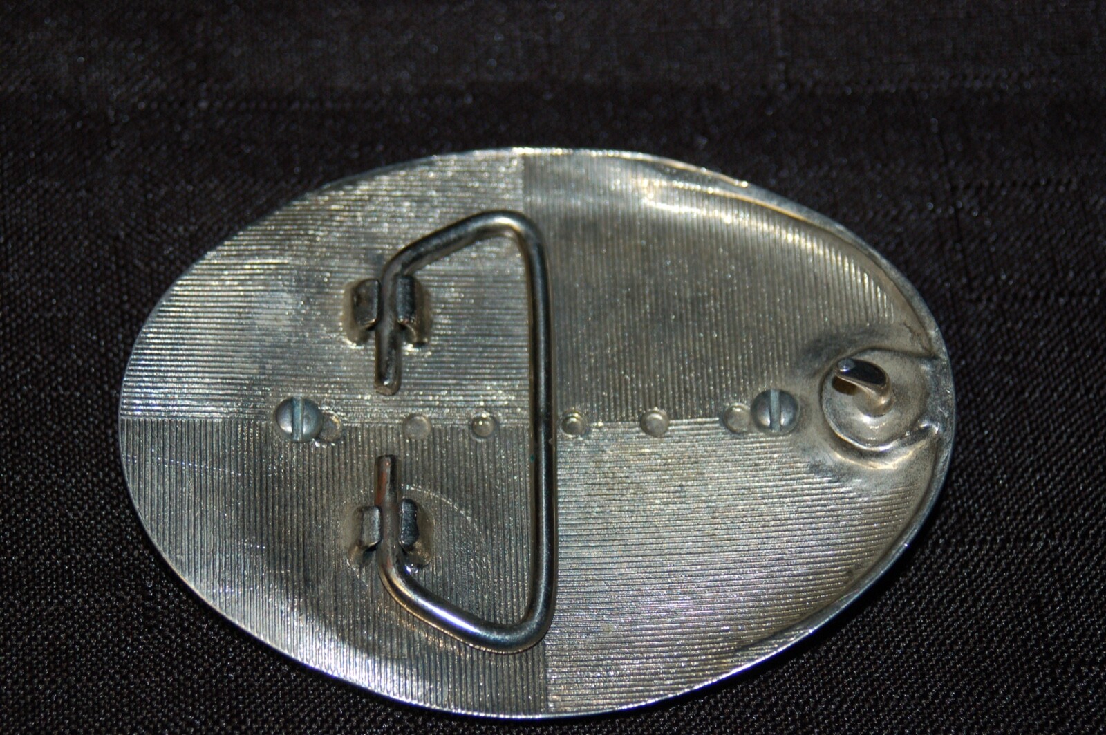 Vintage Silver Belt Buckle with Lion Etched Image 3 1/2″ x 2 1/2″