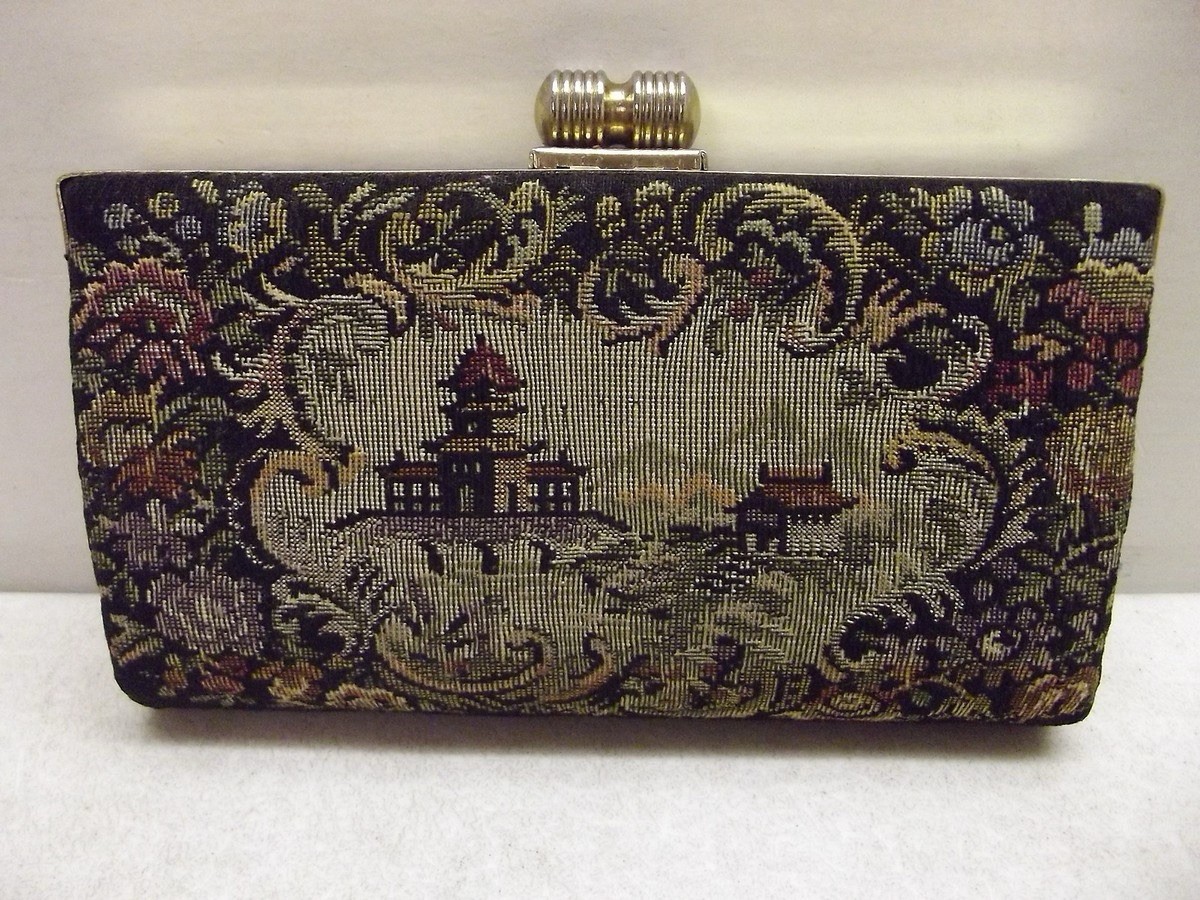 Vintage Petit Point Pagoda Tapestry Purse Hard Sided Clutch 6” X 3” X 1”