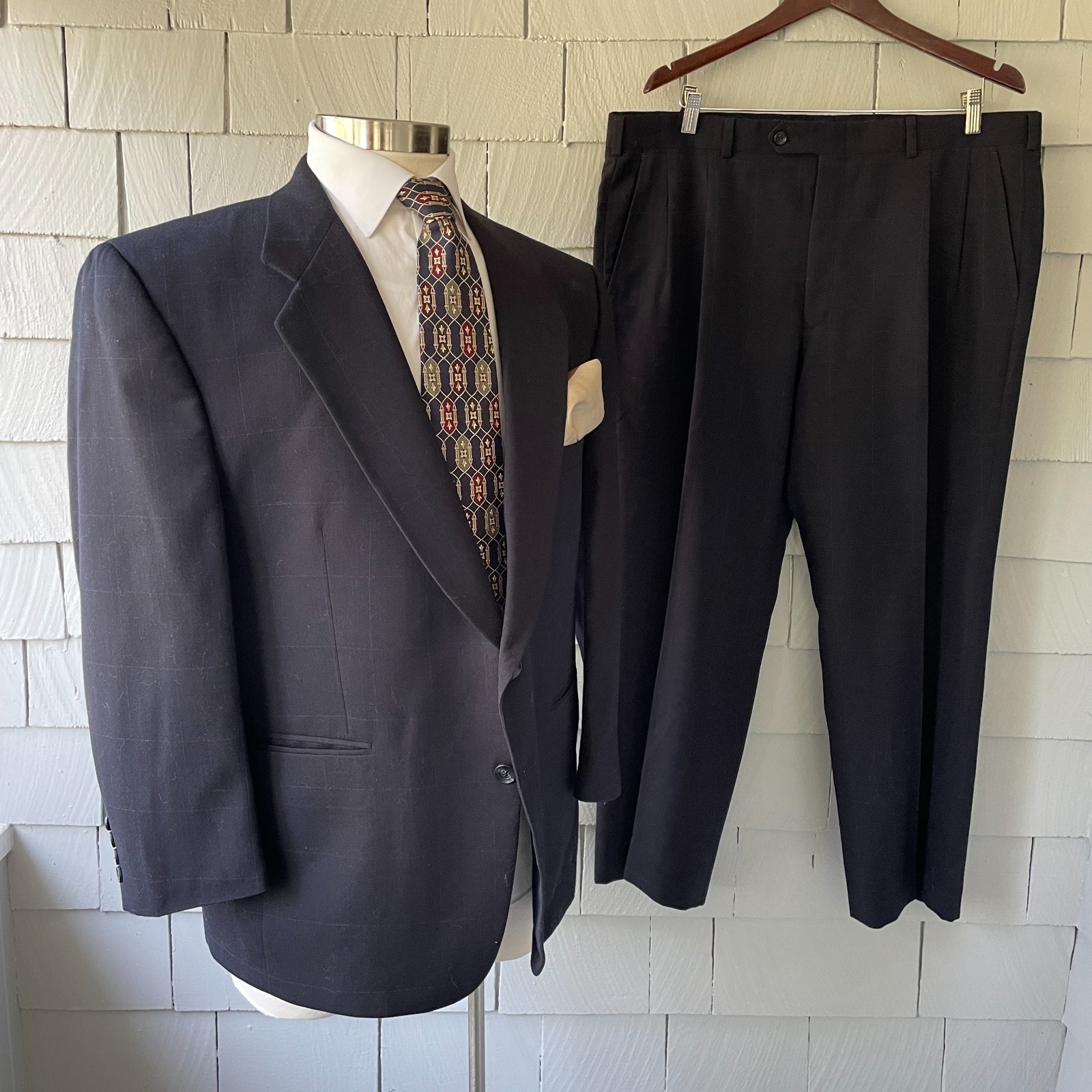 80s Vintage Halston Dark Blue & Gray Plaid 2-Button Mens 2pc Swanky Suit Size 46