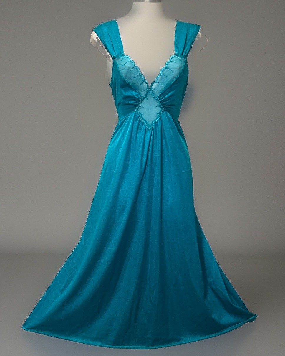 Vintage Olga Teal Blue Stunning Style 91022 Excellent Condition Size Large Sexy