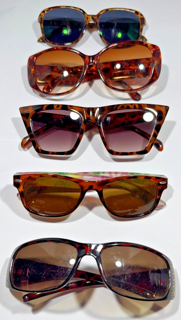 VTG. 5 Pc. Lot Assorted Grab Bag Sunglasses Liz Claiborne, Zenni, Solar Accents
