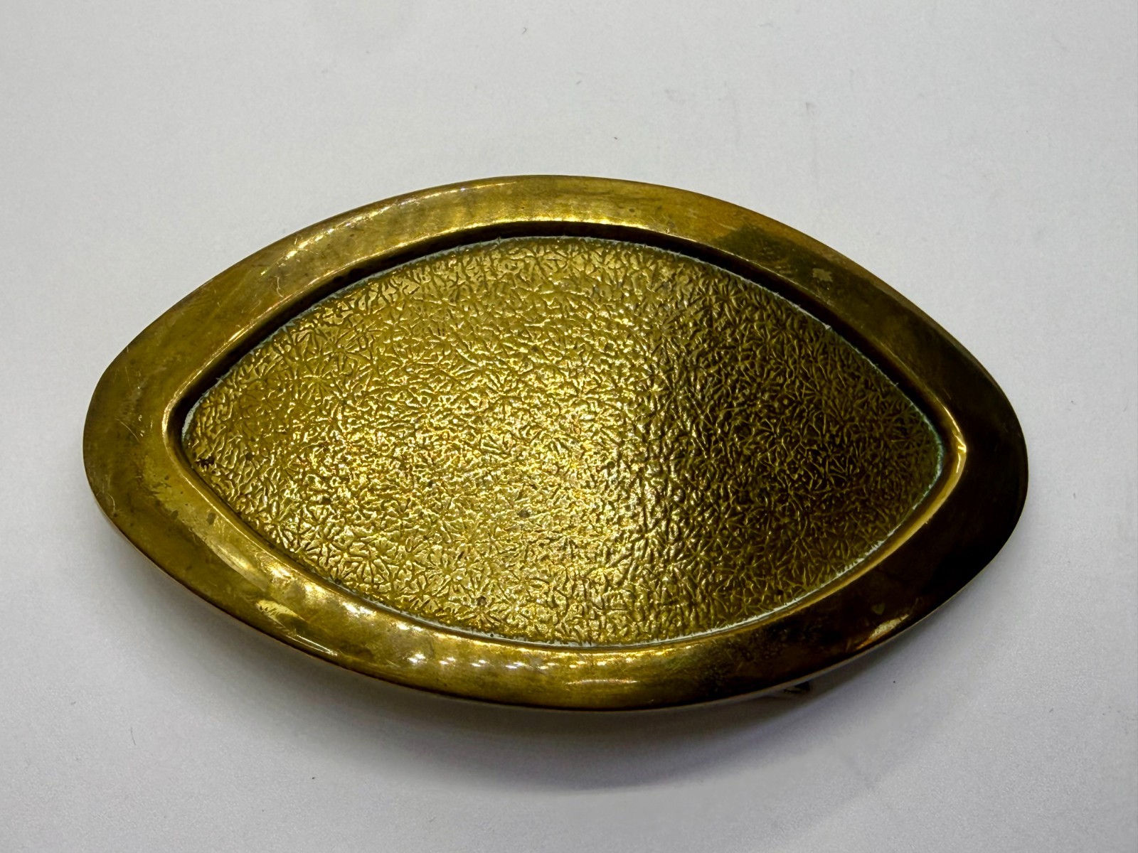 Textured Simple Empty Oval Brass Color Belt Buckle For Your Craft Or Project