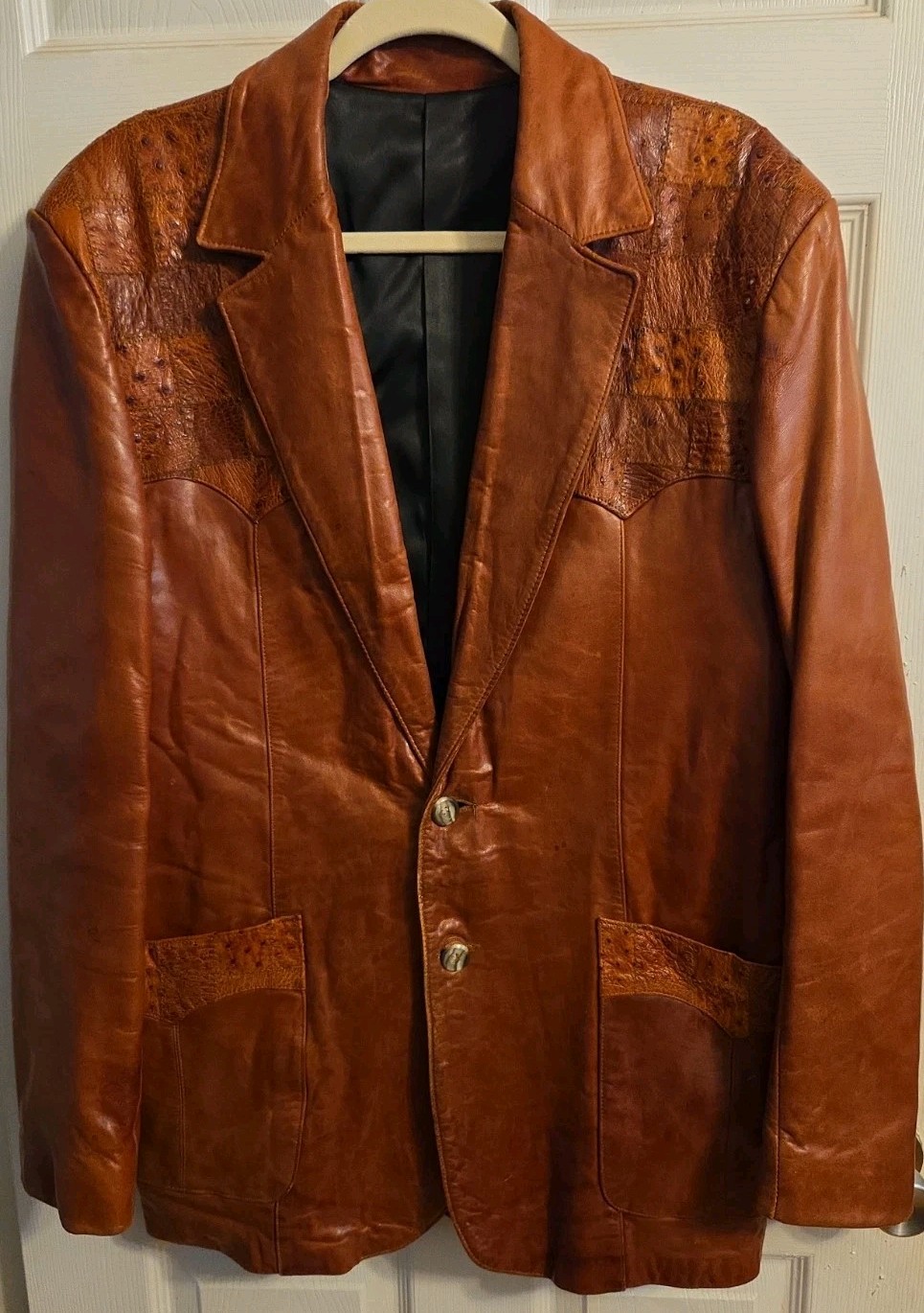 Vintage 1960s Scully California Ostrich Leather Yoke Scrollwork Blazer 46L