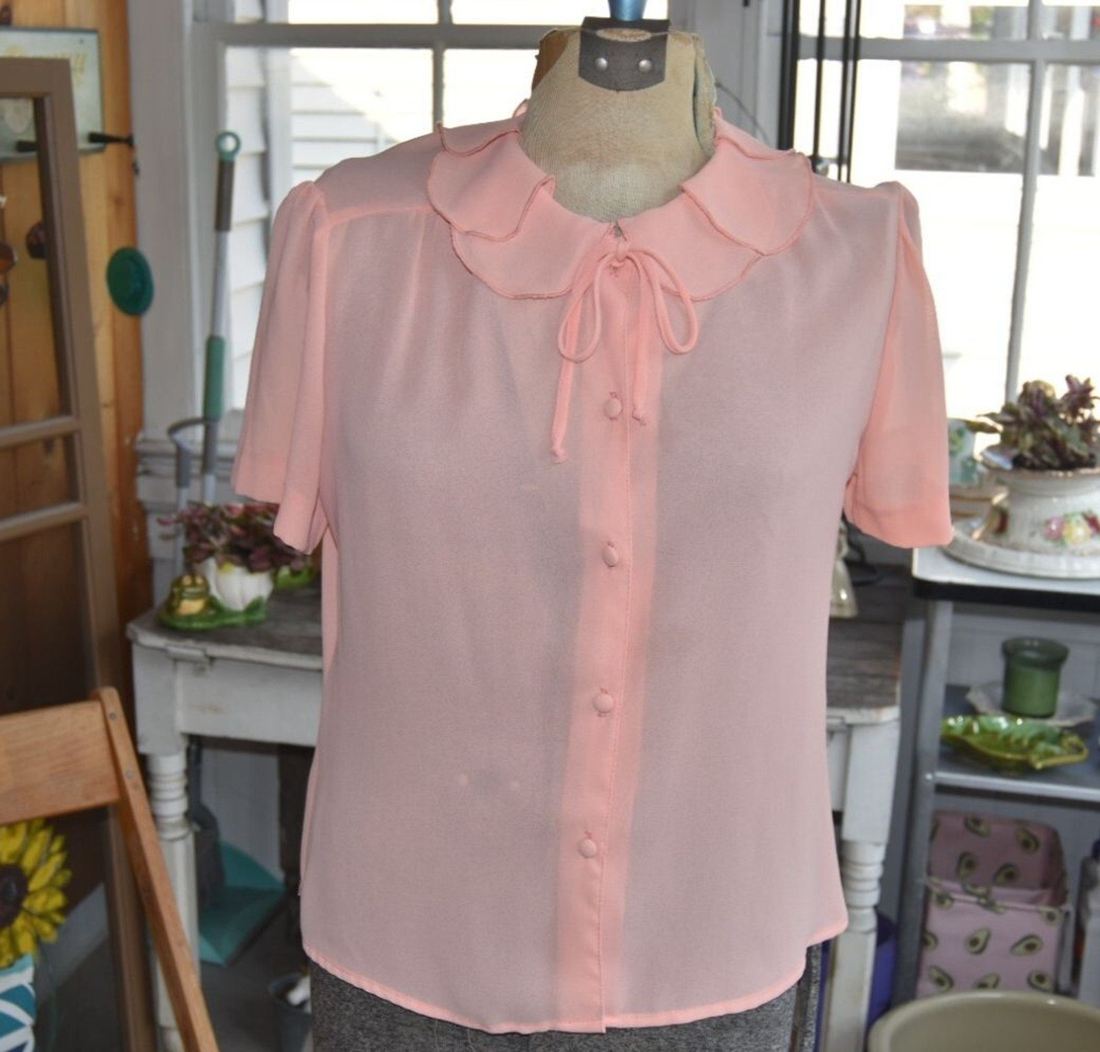 70s Paris In LA Peach Blouse: Scalloped Collar, Puff Sleeves, Front Tie, Large