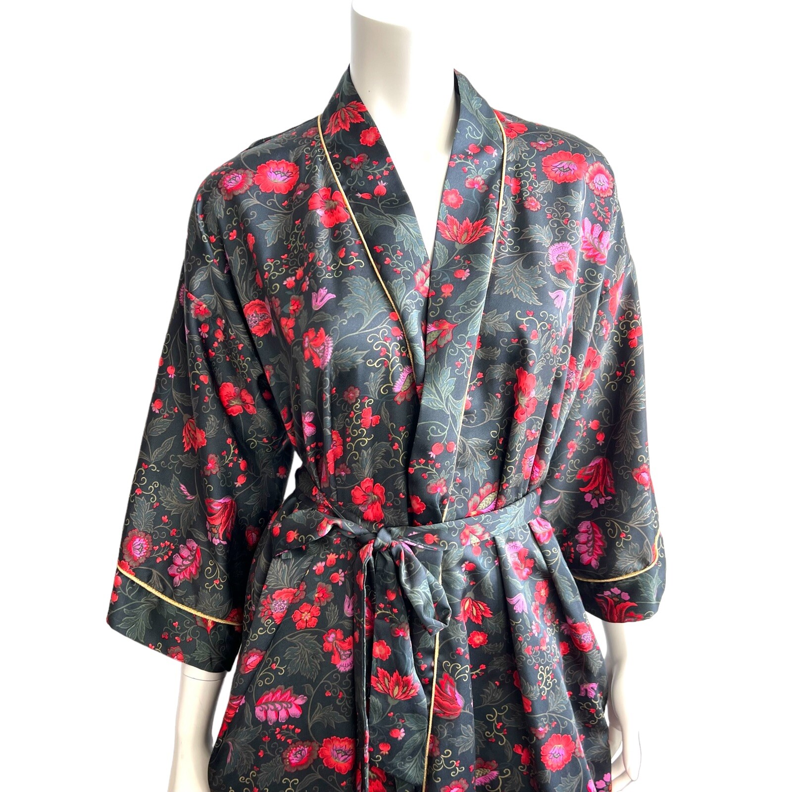 Vintage CHRISTIAN DIOR Womens Size Small Medium Belted Lounge Robe Floral