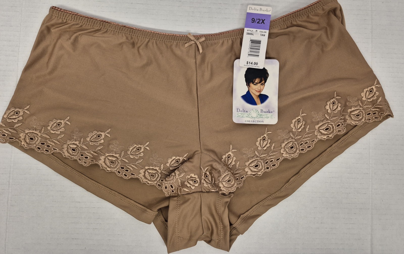 VINTAGE NEW W/TAGS DELTA BURKE PANTIES~SIZE 9/2X TAN~NYLON EMBROIDERED LACE