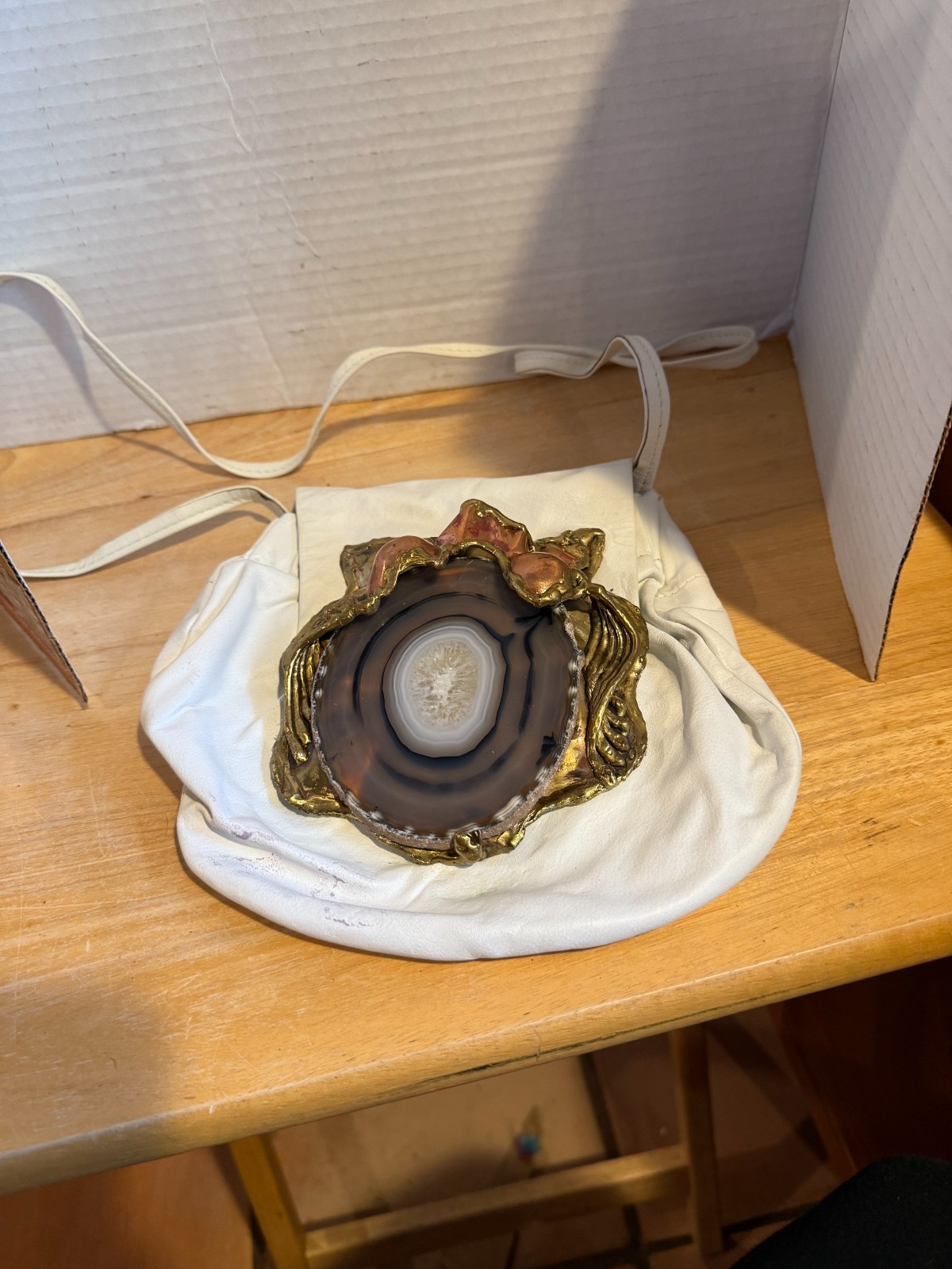 Brazilian Agate One SLICE with 24K Gold Plated Rim 5″ WHITE LEATHER SHOULDER BAG