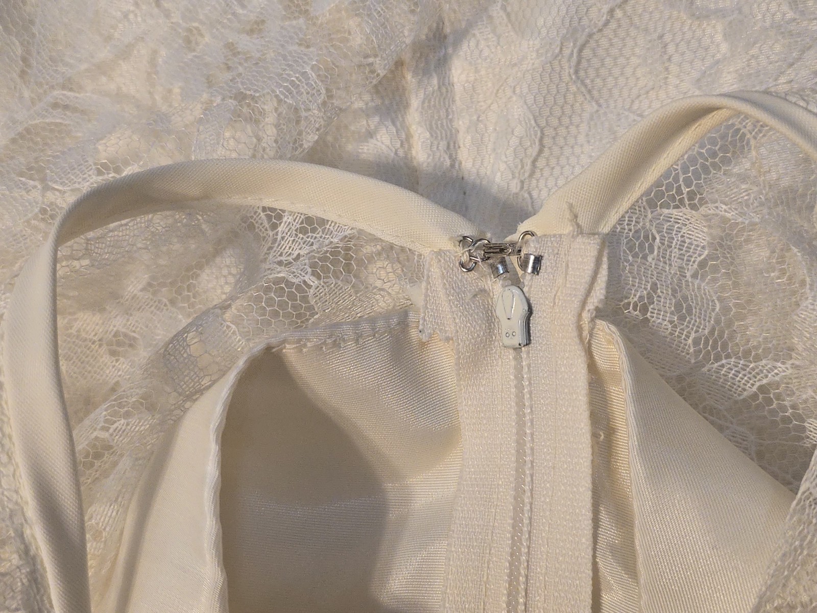 Vintage HW Collections Ivory Lace Drop Waist Dress Bridal Size 11-12 U.S.A Made