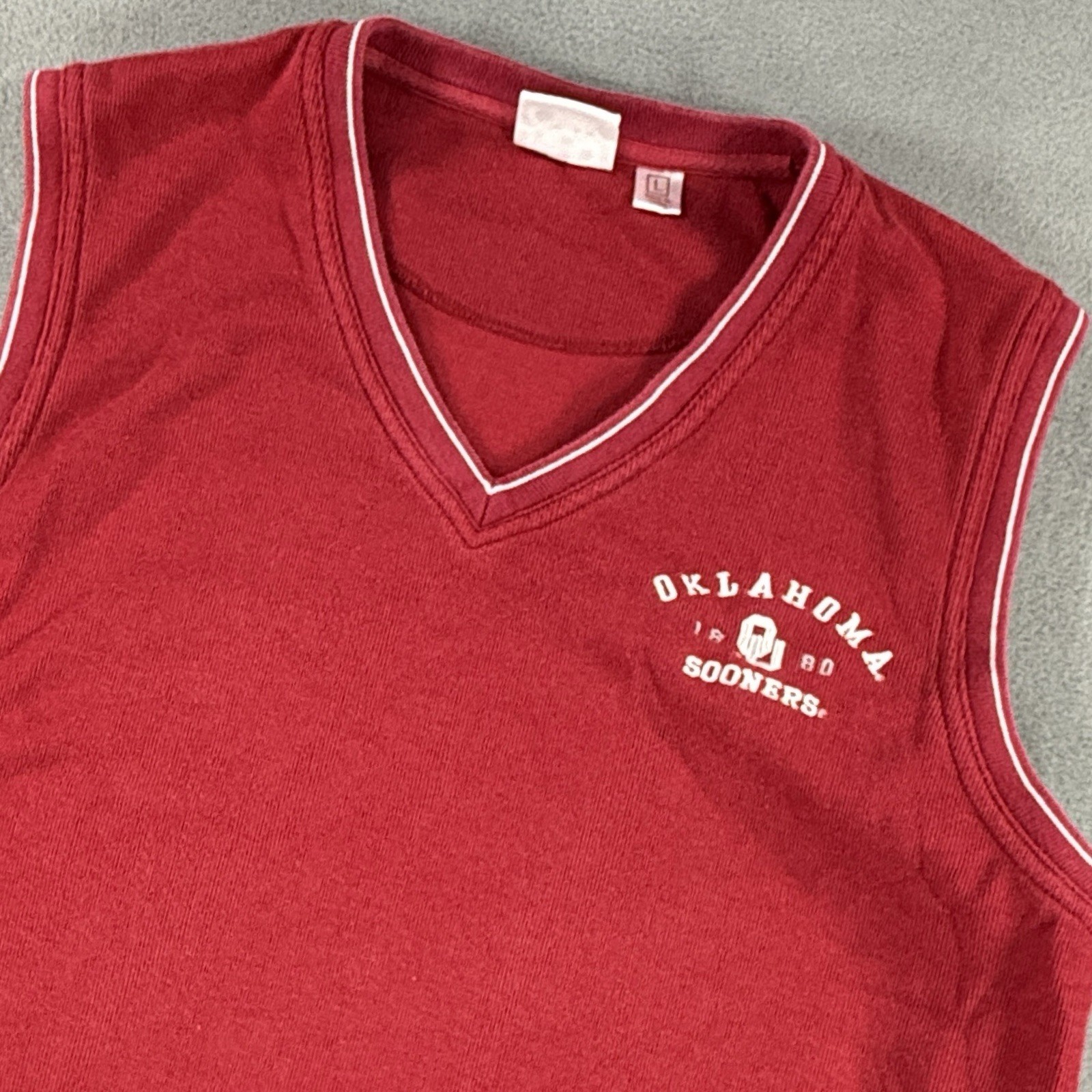 Vintage Oklahoma University Sweater Vest Men Large Red Oak OU 90s Sooners Preppy