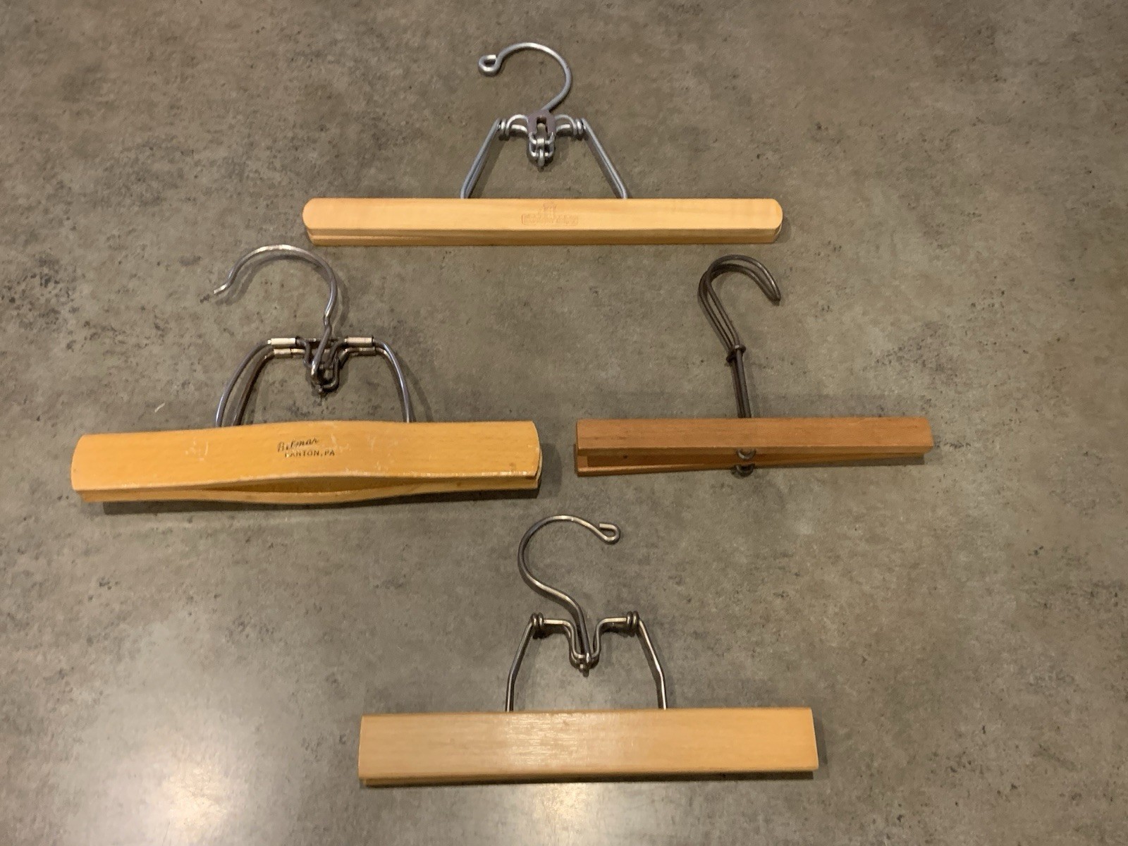 Vtg Wood + Metal Pant/Skirt Clip Clamp Hangers Harmony House Belmar Lot Of 4