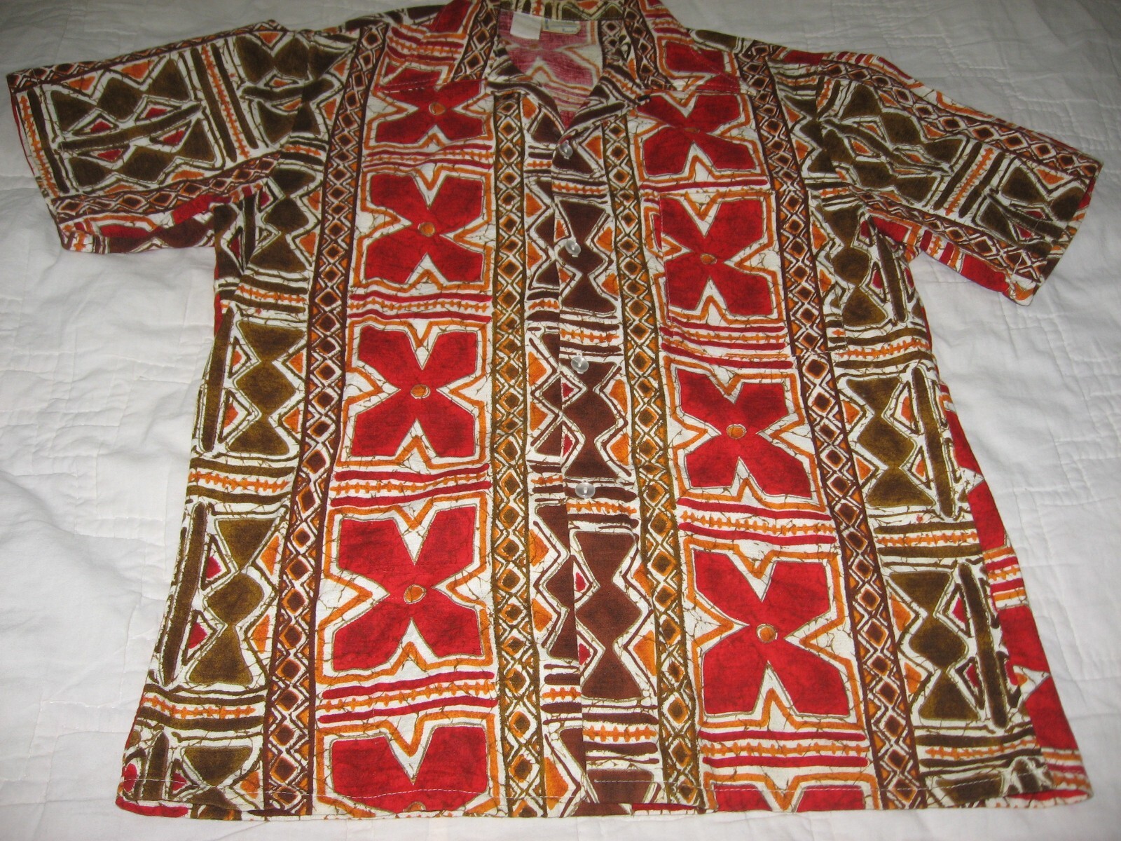 Vintage 70’s Pennys Towncraft Men’s Loop Collar Tribal Hawaiian Shirt Small/Med