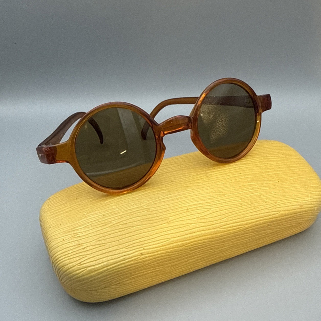 Vintage 1960s Round Burnt Orange Sunglass Frames/Green lens-France-includes Case