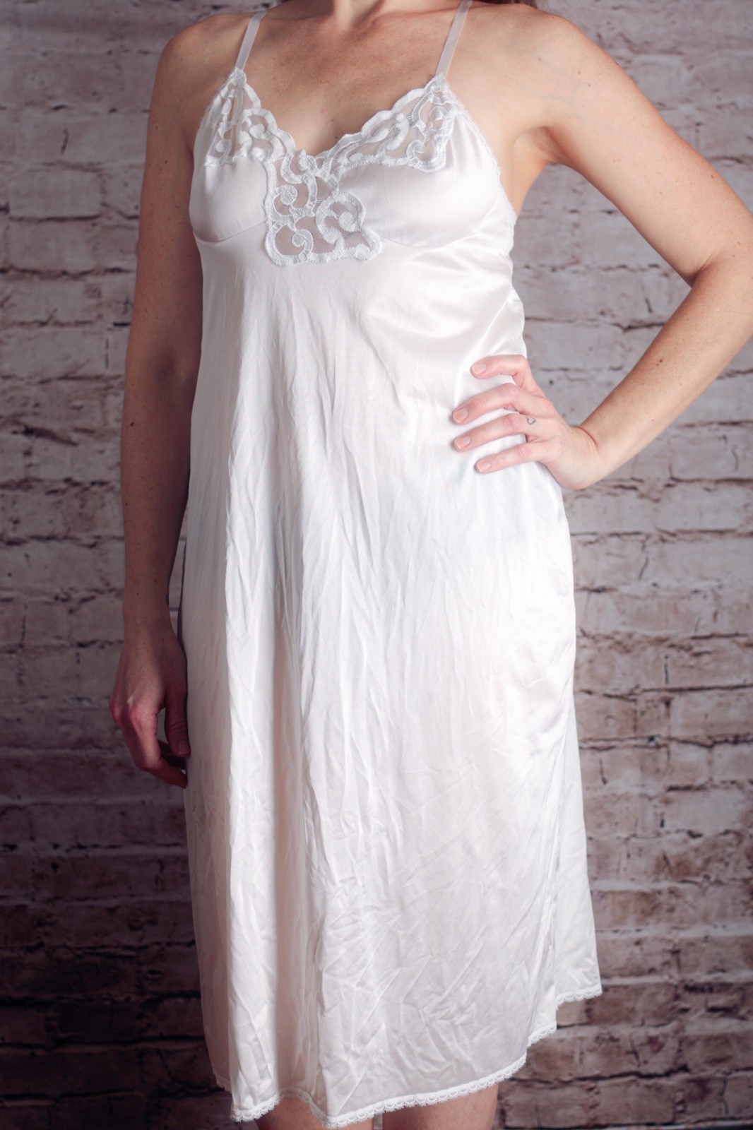 Cabernet Vintage Retro Glam Pinup Soft Silky Satin Lace Full Slip 38 Med White