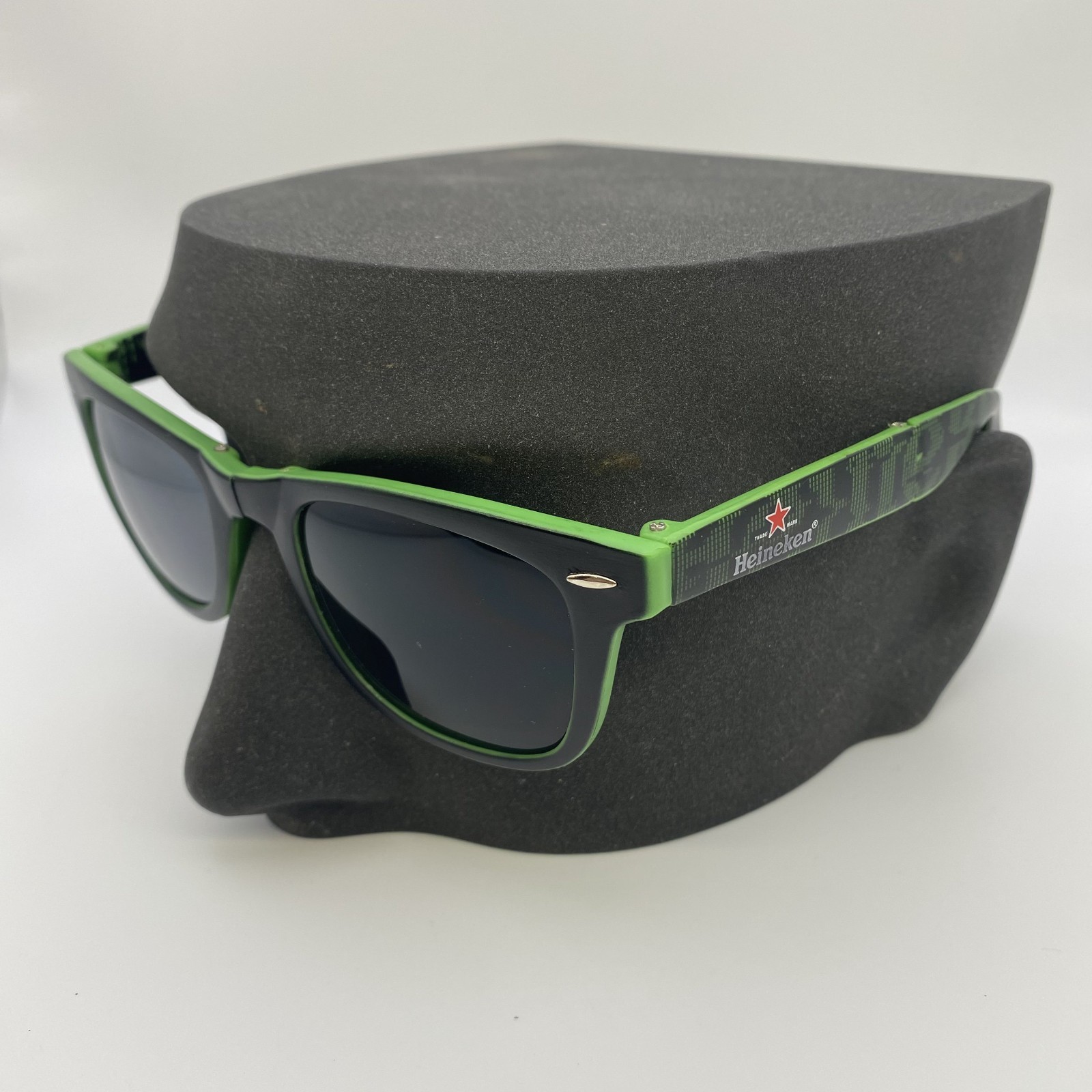 TOP SUNGLASSES HEINEKEN FOLD VINTAGE 80-90s WAYFARER ORIGINAL BEER COMMERCIAL