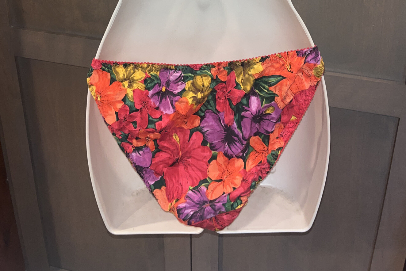 Luxurious Vintage Rene Rofe 100% Silk Vibrant Floral Bra & Panty Set 34B M 6