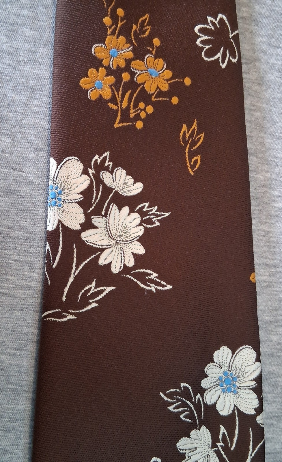 Vtg Men’s Wide JC Penney Wide Floral Neck Tie~Yellow White Orange Blue~55″L x 4″