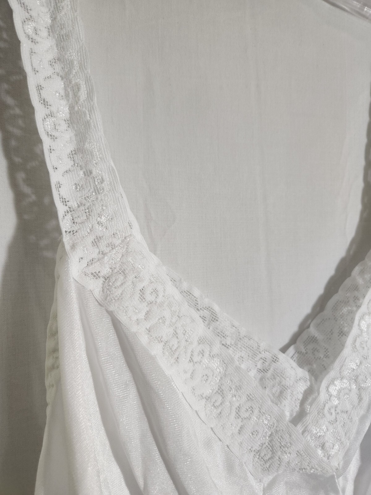 Dixie Belle White Slip Nightgown Womens Size 38 VTG Nylon Elastic Lace Strap