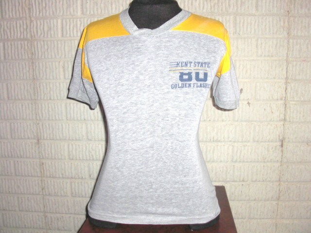 Vintage CHAMPION BLUE BAR tag KENT STATE jersey style t-shirt Small