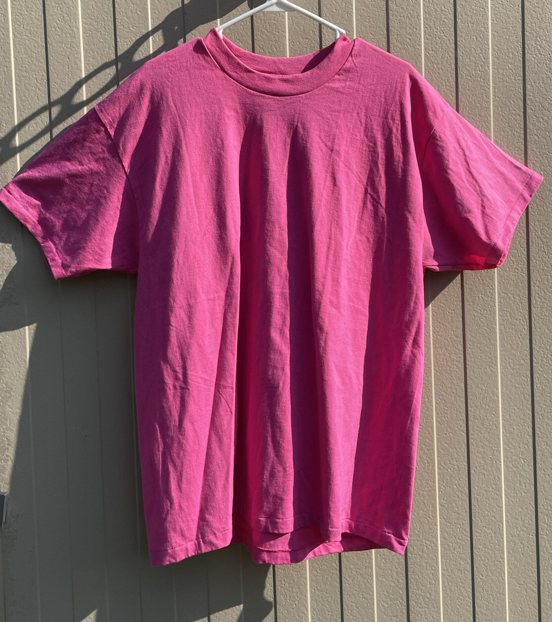 Vintage Hanes Heavyweight 50/50 T-Shirt XL Single Stitch Blank PINK Color NICE!