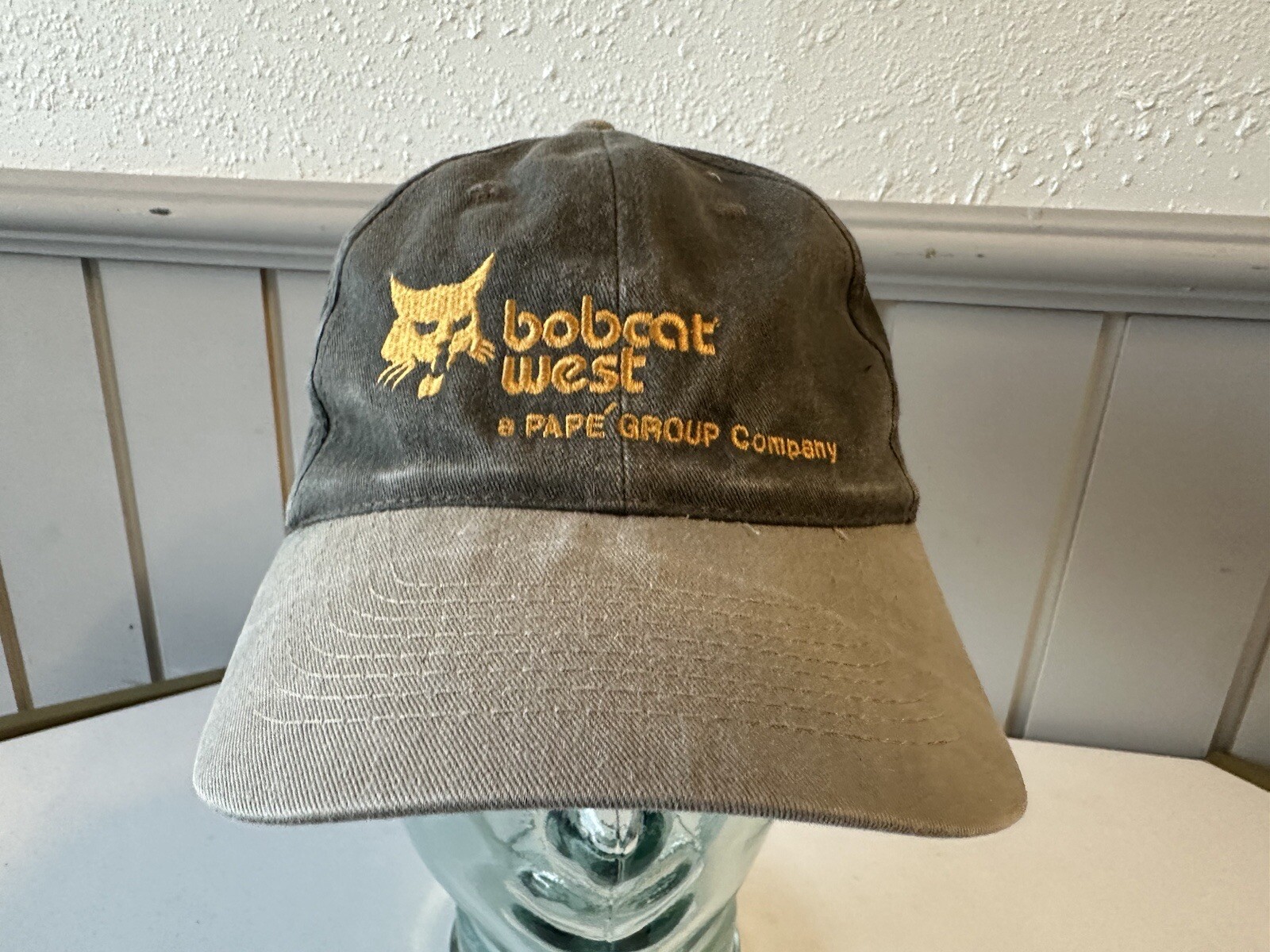 Vintage 1990s Coast Point Bobcat West Papé Group Company Gray Strapback Cap
