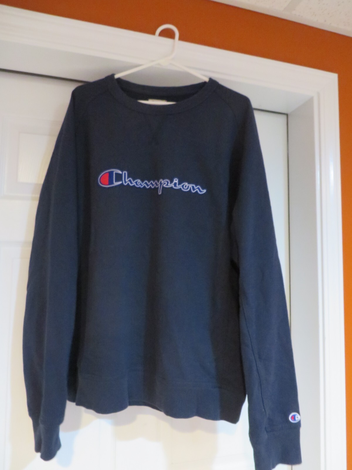 1990s Champion Blue Sweatshirt Navy Size XXL Size Runs Smaller Crewneck